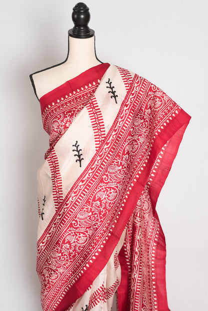 Durga : Traditional Off-White and Red Printed Murshidabad Pure Silk Saree image 5