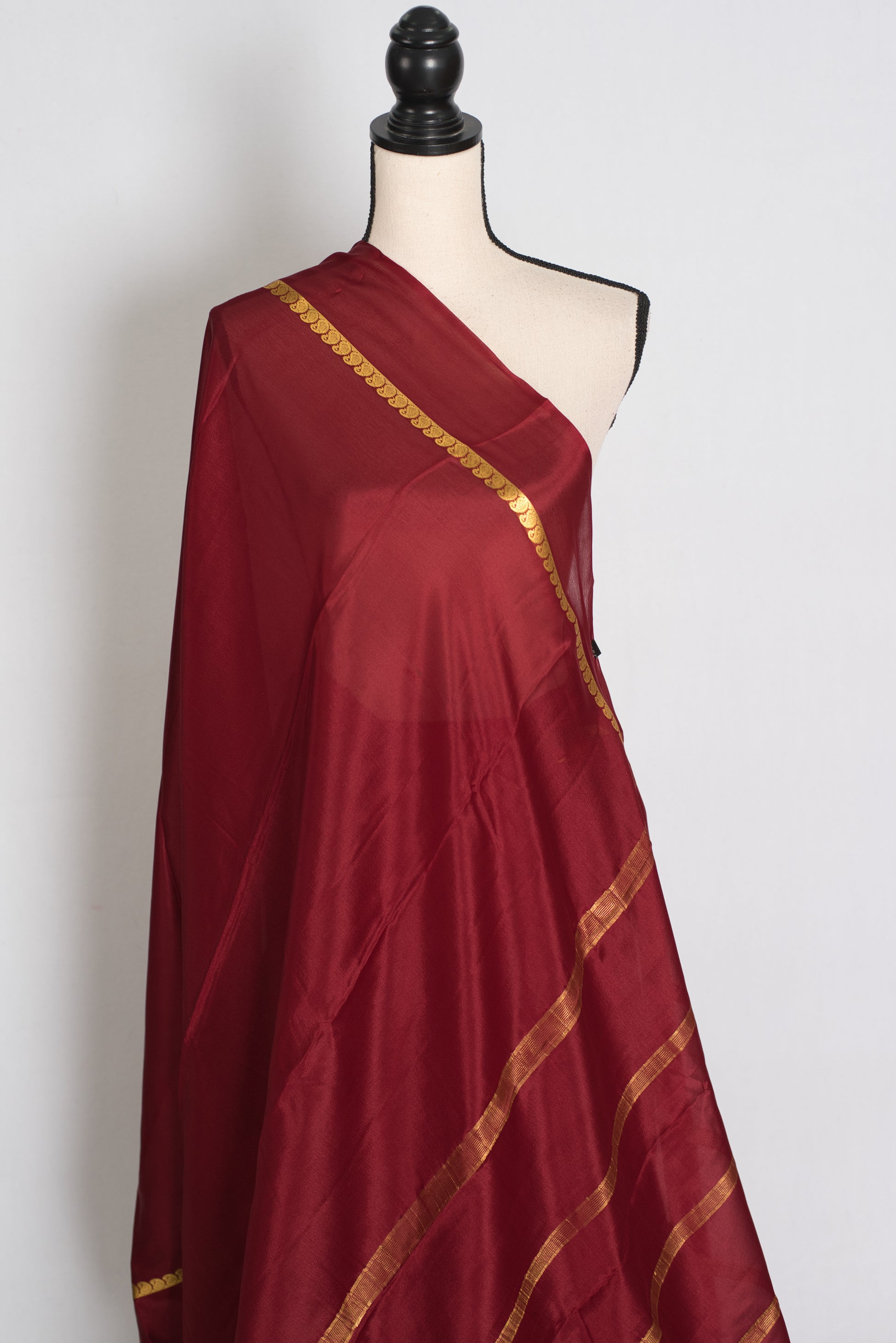 Mekhla Maroon and Gold Pure Mysore Crepe Silk Saree – Silk Mark Certified image 3