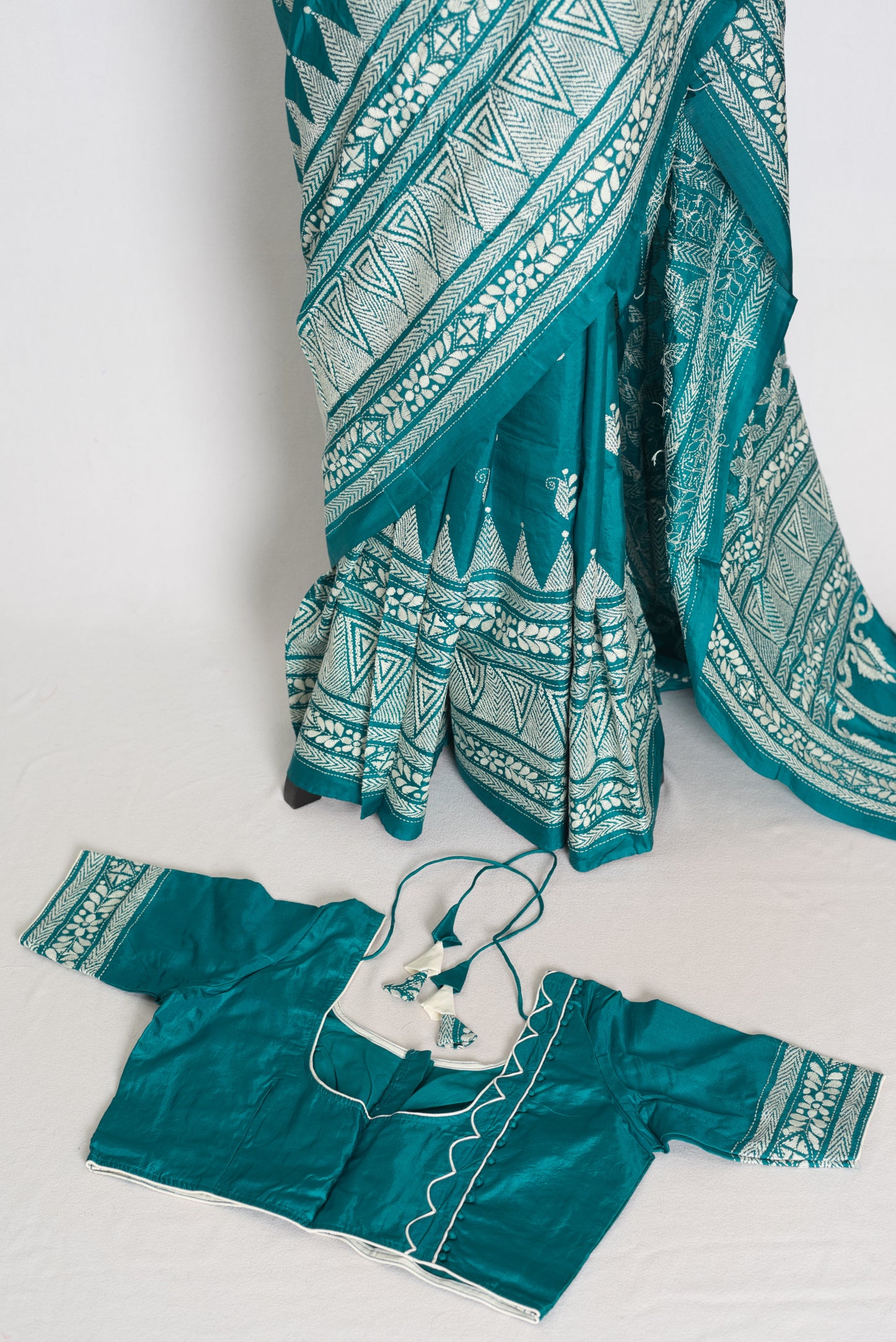 Keya : Green Pure Silk Kantha Saree with 40 Size Ready Stitched Blouse image 2