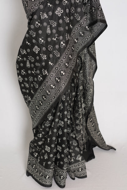 Kriti : Black Pure Silk Hand-Embroidered Kantha Stitch Saree with Warli Designi image 5