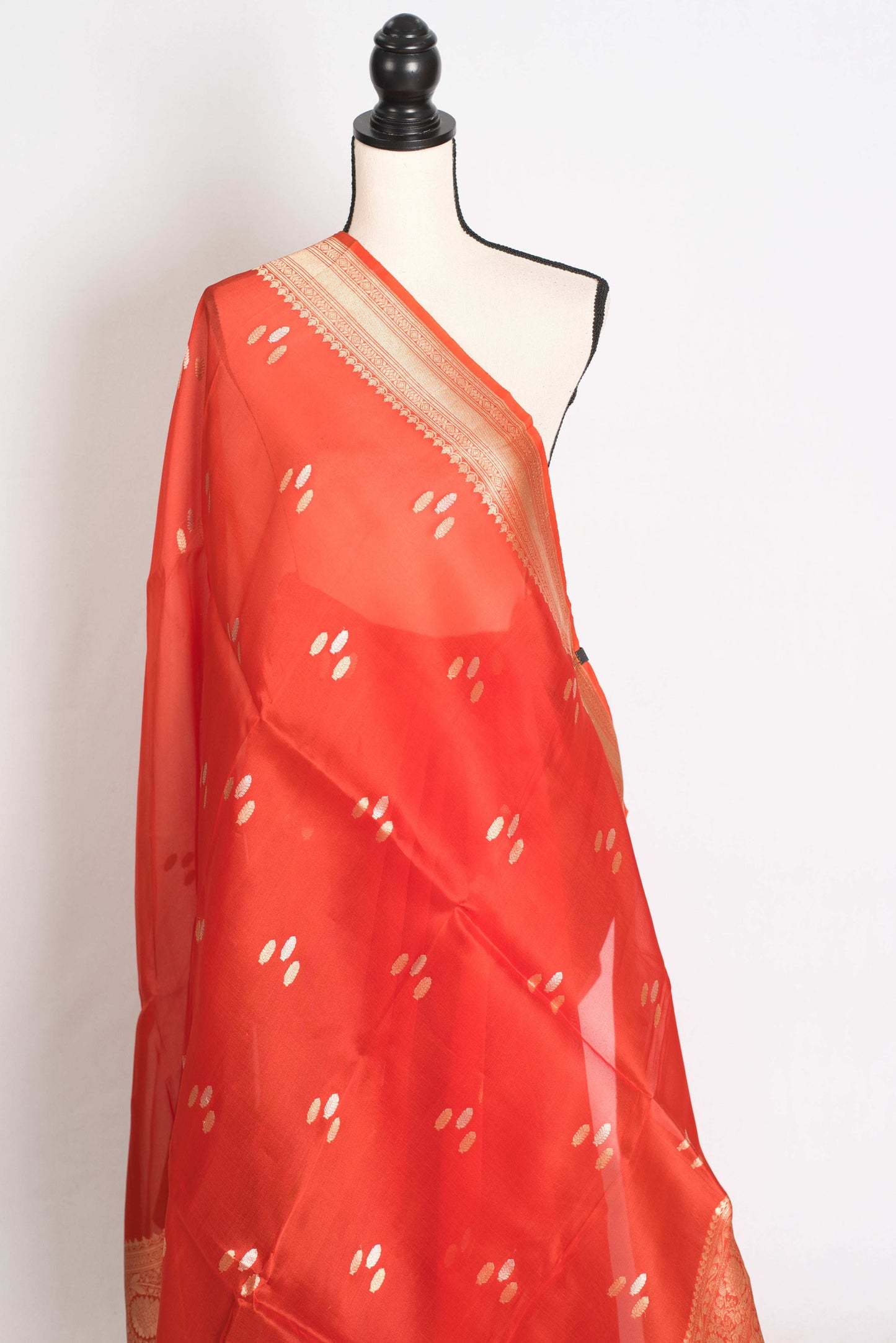 Ila : Silk Mark Certified Reddish Orange Organza Banarasi Saree with Golden Zari image 3