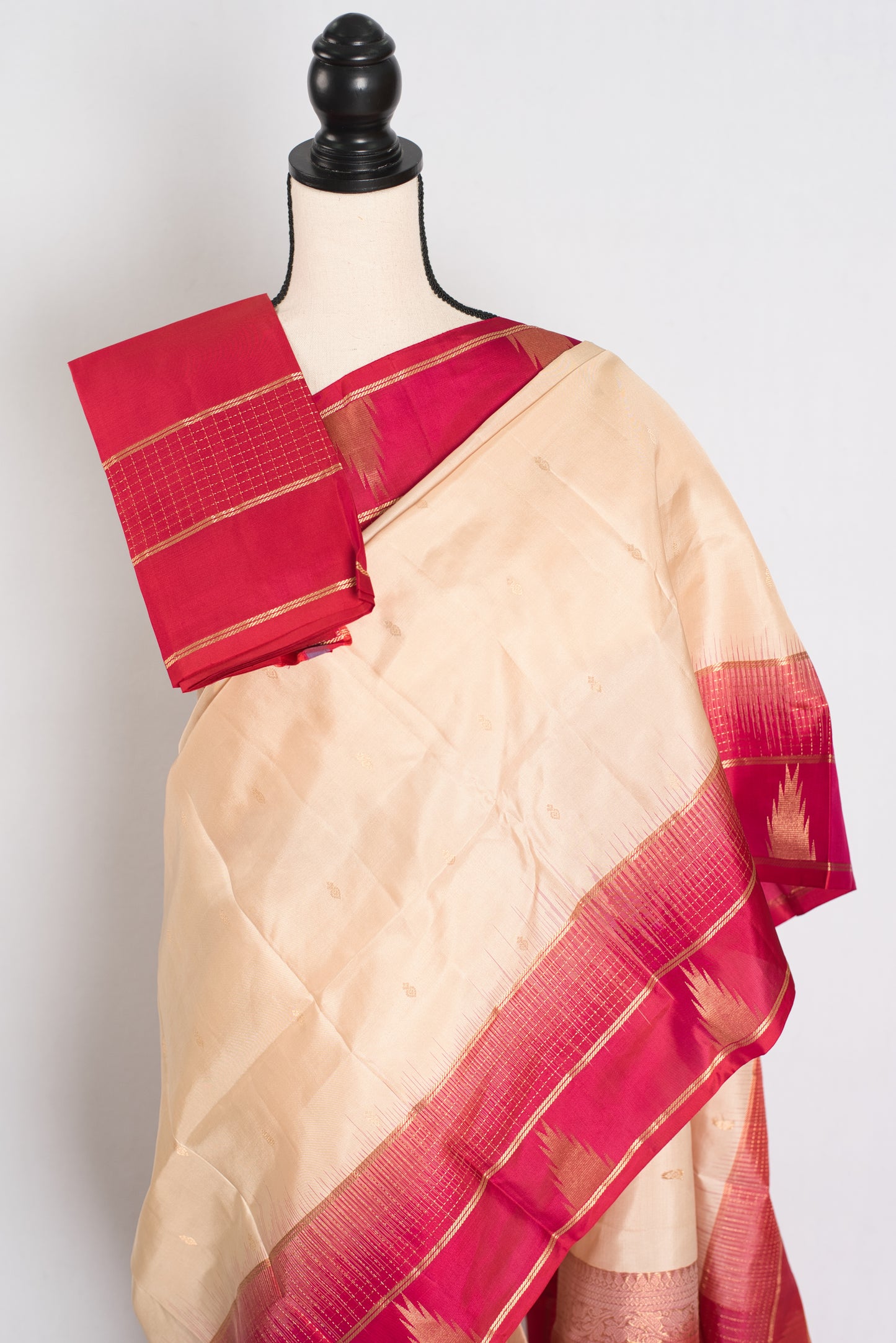 Naina: Clay White & Rani Pink Kanjivaram Silk Saree | Silk Mark Certified image 2
