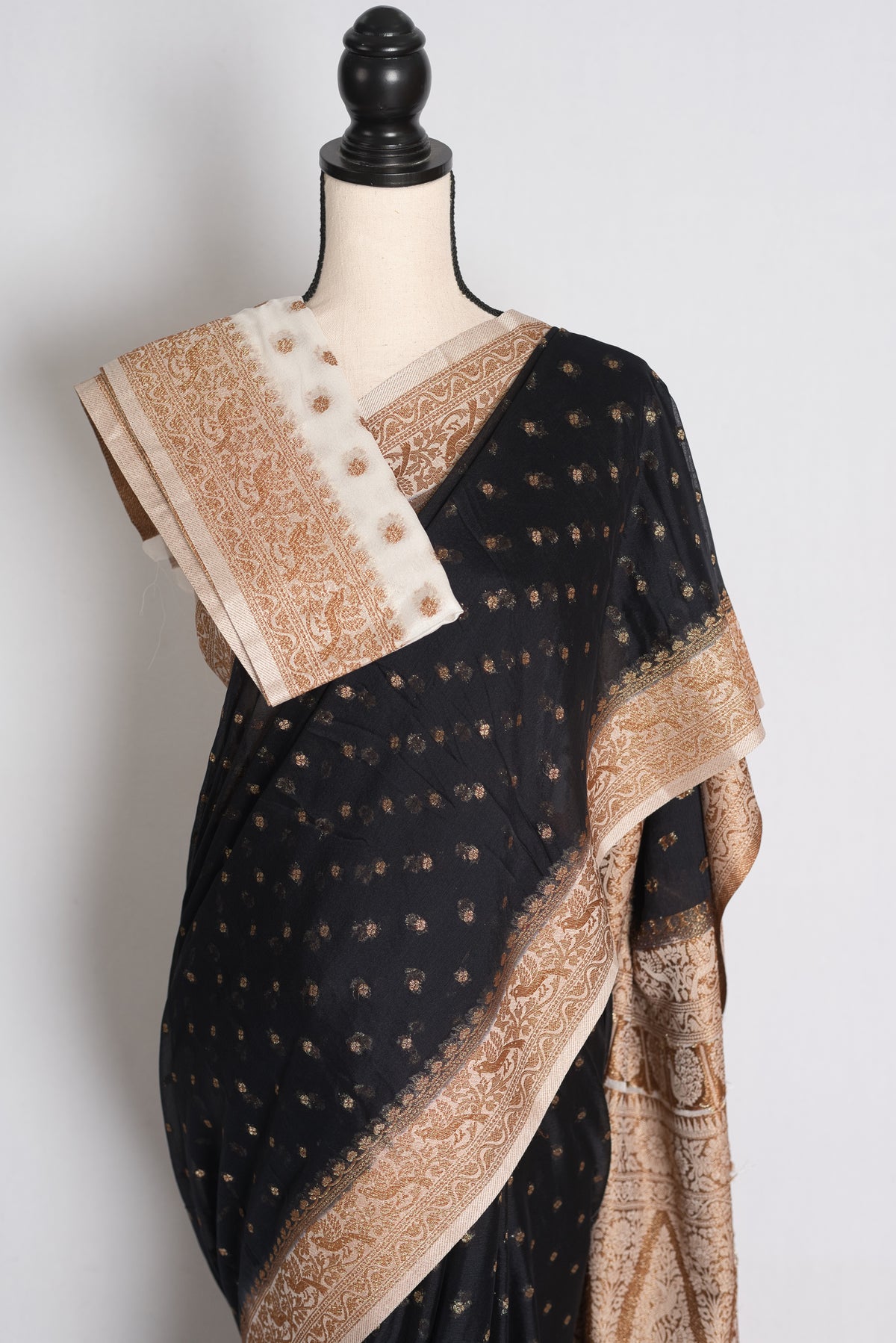 Diya: Black and White Semi Georgette Banarasi Saree image 2