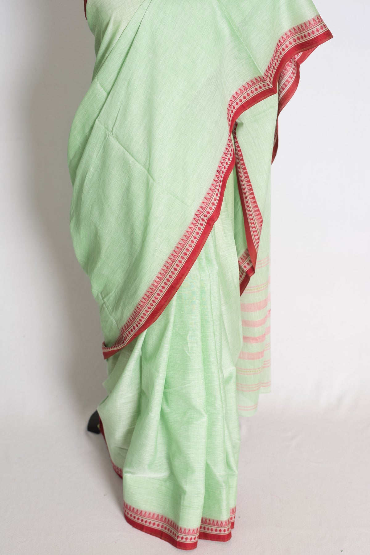 Sheuli: Sea Green and Red Soft Cotton Dhaniakhali Saree image 5