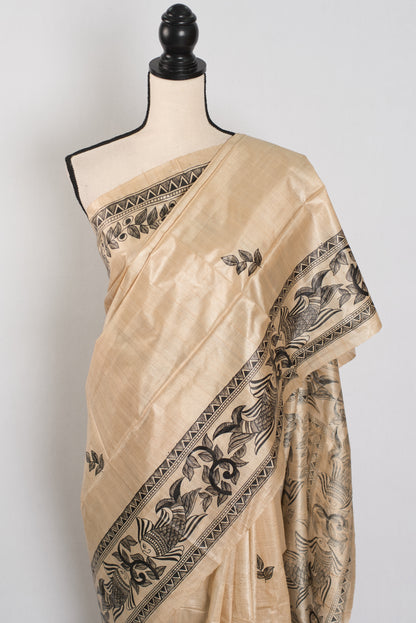 Matsya: Hand-Painted Madhubani Tussar Silk Saree | Fish Motif | Beige & Black image 5