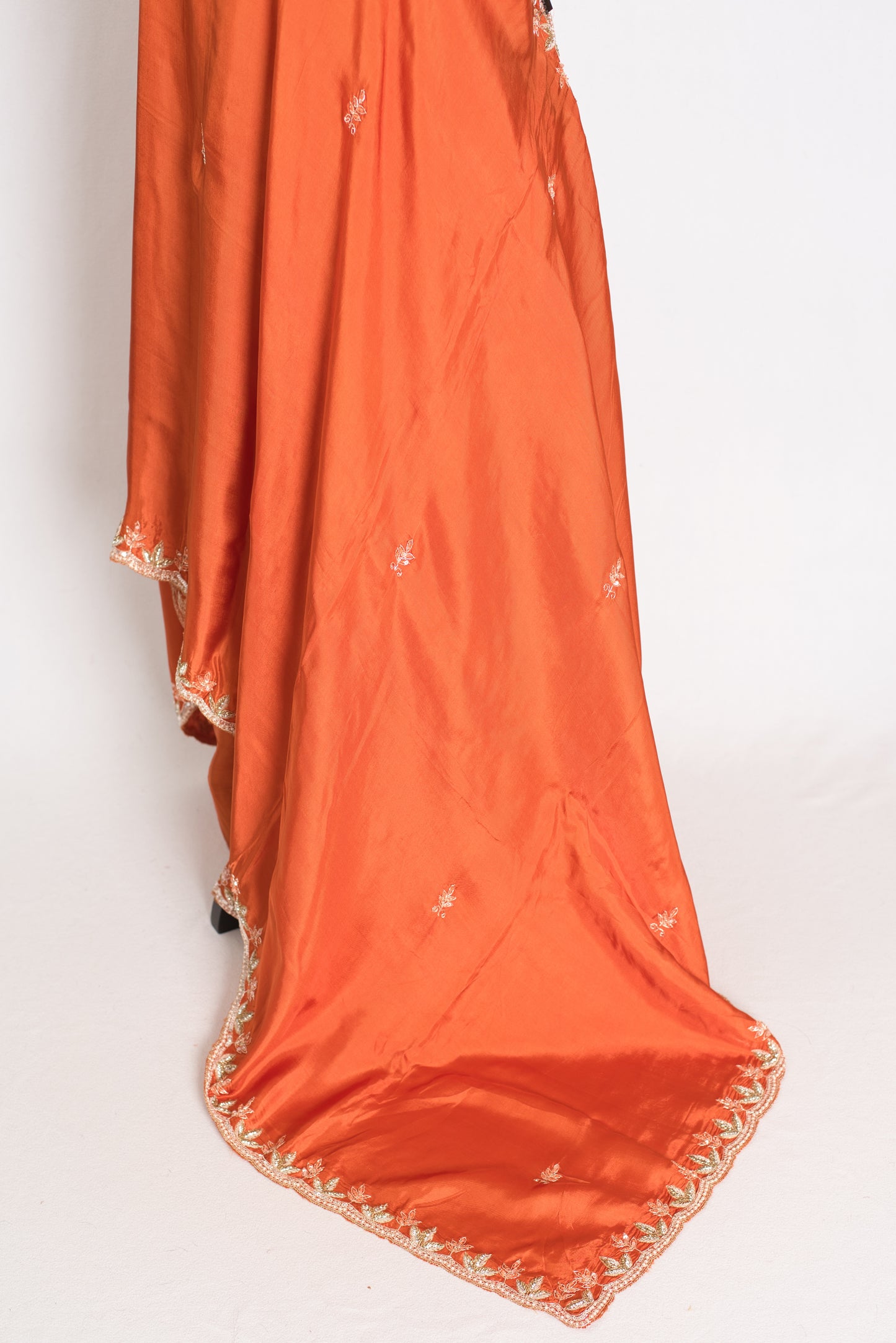 Sargam : Orange Hand Embroidery Zardosi Crepe Silk Partywear Saree image 3