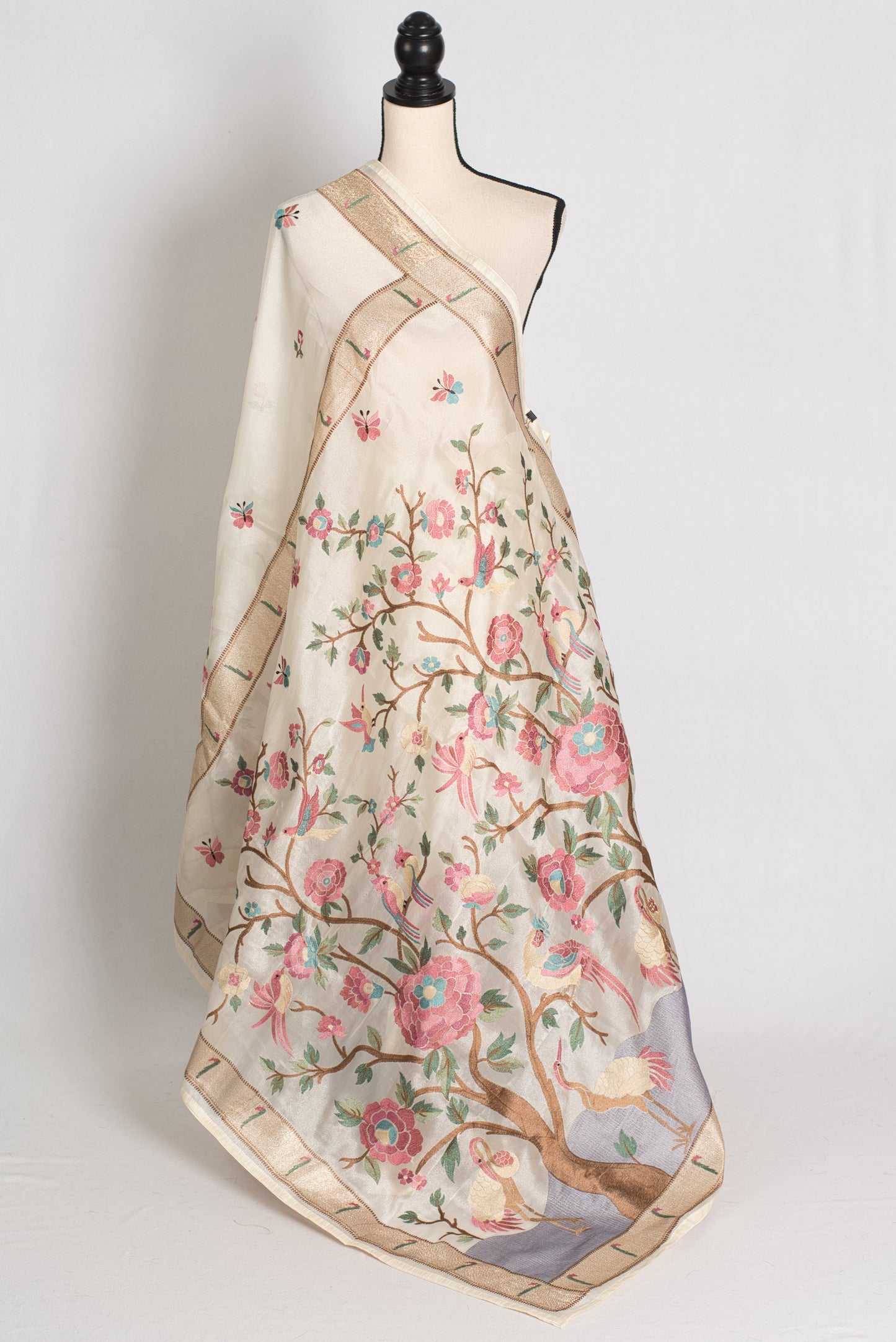 Sandhya : Embroidered Organza Designer Saree with 36 Size Blouse image 3