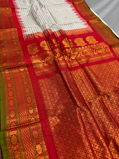 Kavya : Silk Mark Certified Micro Checks Kanji Gadwal Silk Saree image 6