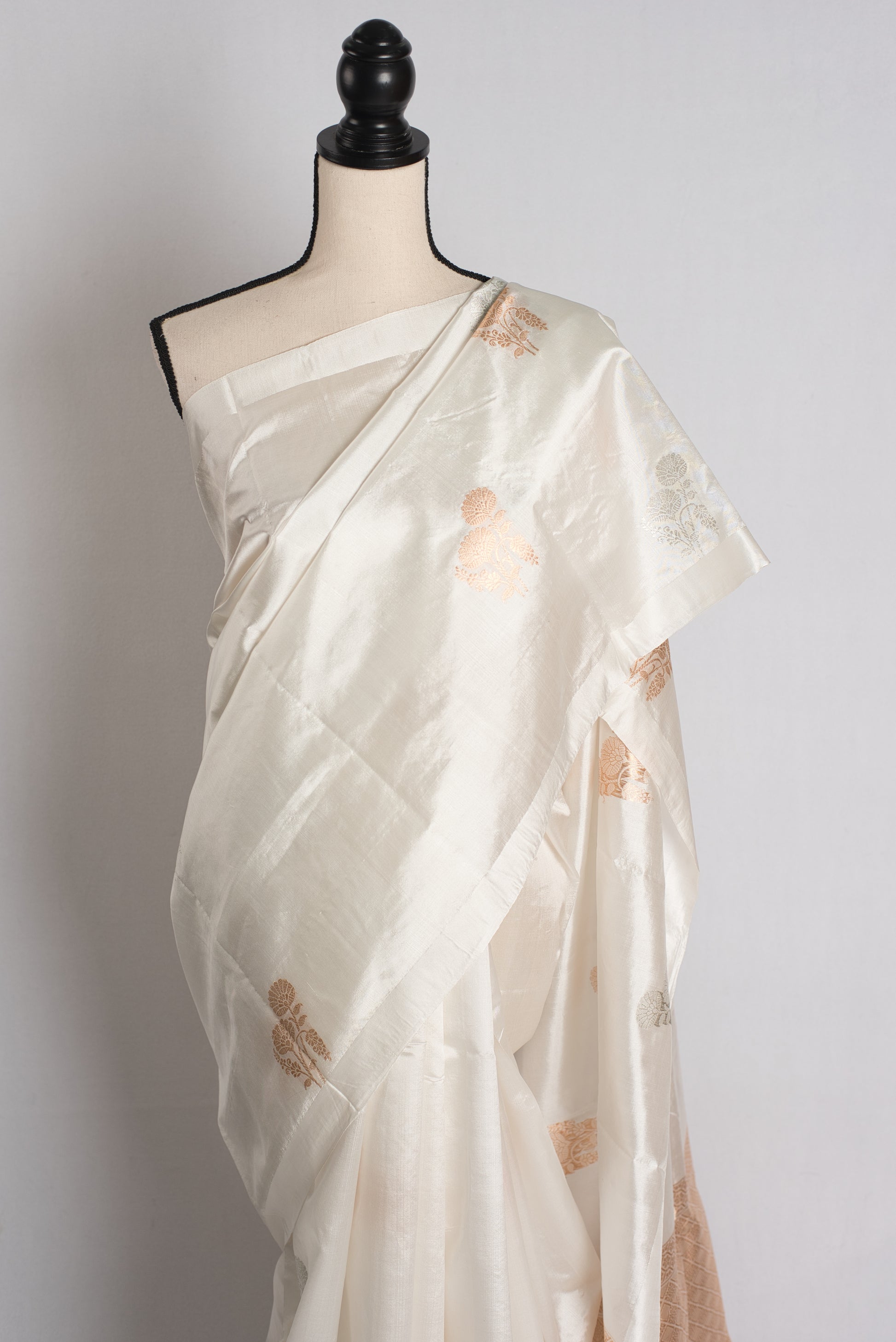 Ivory Muse : Silk Mark Certified White and Gold Satin Katan Banarasi Saree image 5