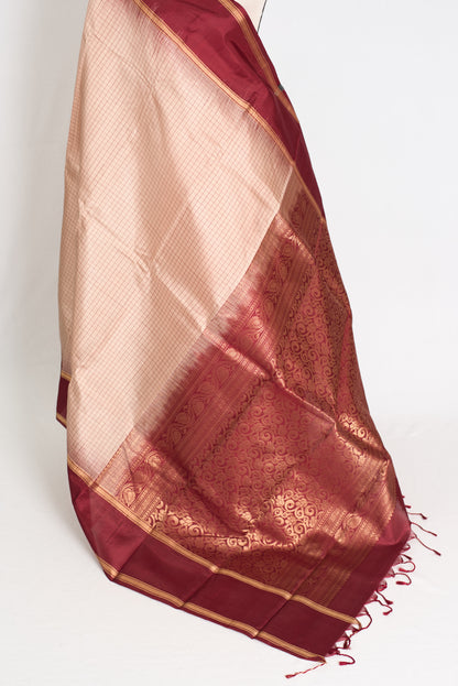 Latha : Silk Mark Certified Cream and Red Checks Kanjeevaram Silk Saree image 3