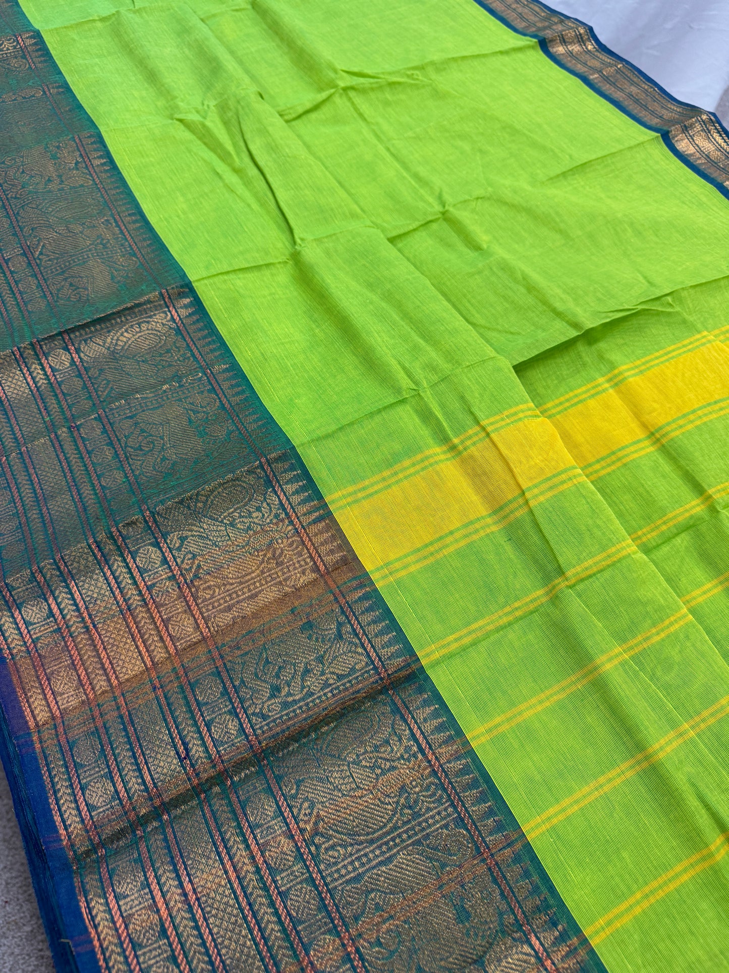 Nalini : Handwoven Kanchi Cotton Saree in Bright Green and Blue image 3