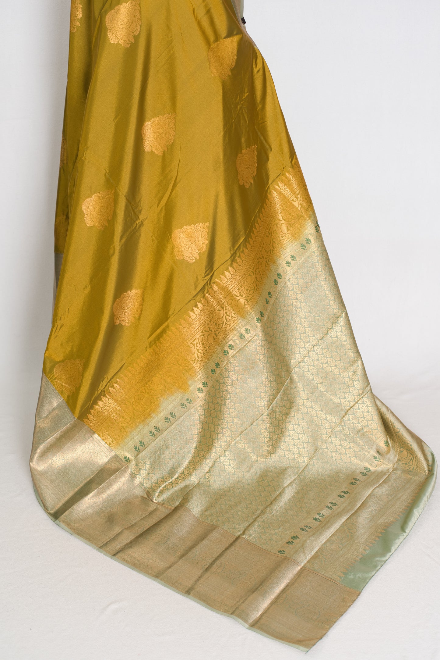Harini – Olive Green Semi Silk Kanjivaram Saree with Sage Green Wide Border image 4