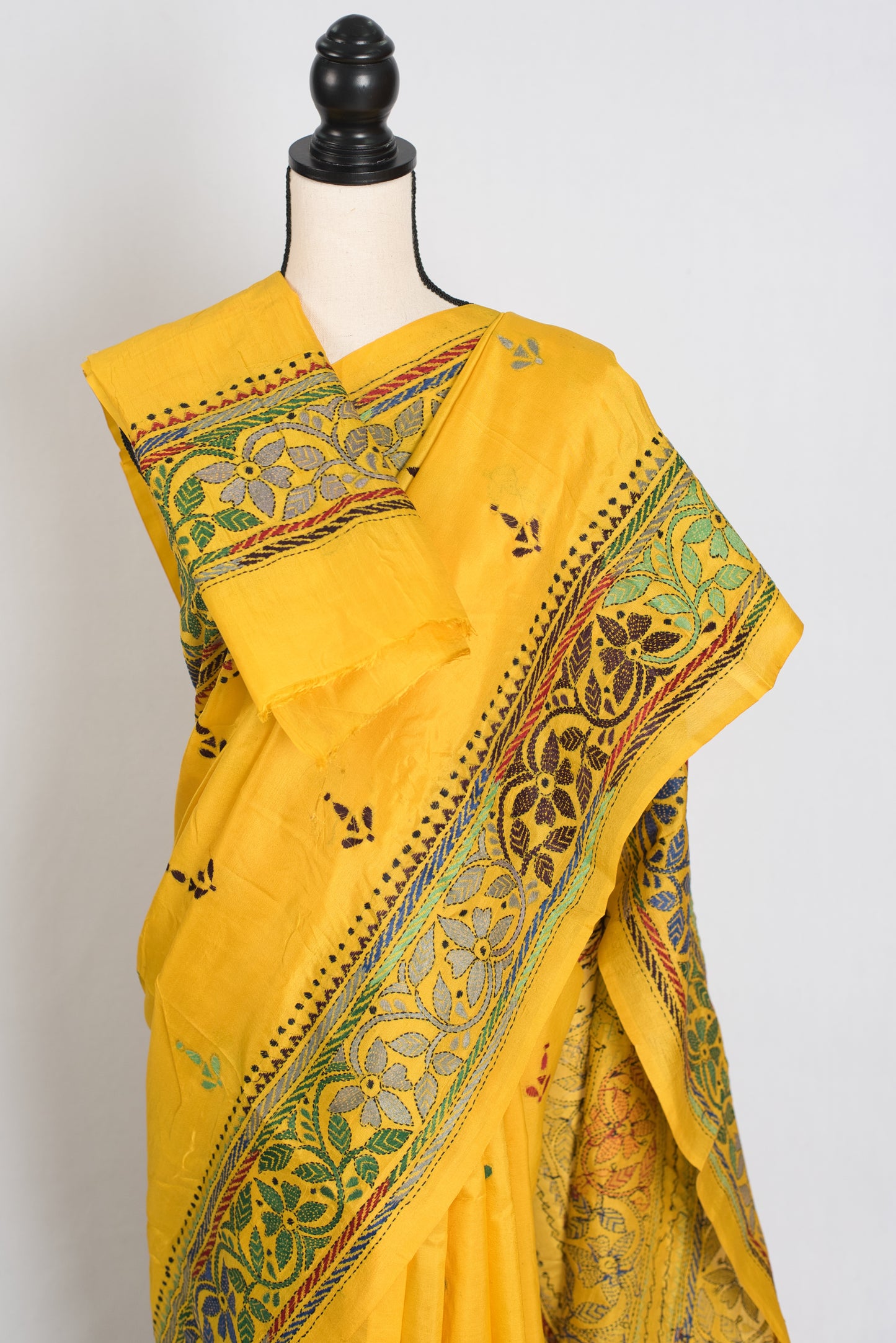 Anwesha : Silk Mark Certified Yellow Hand Embroidery Kantha Stitch Silk Saree image 2