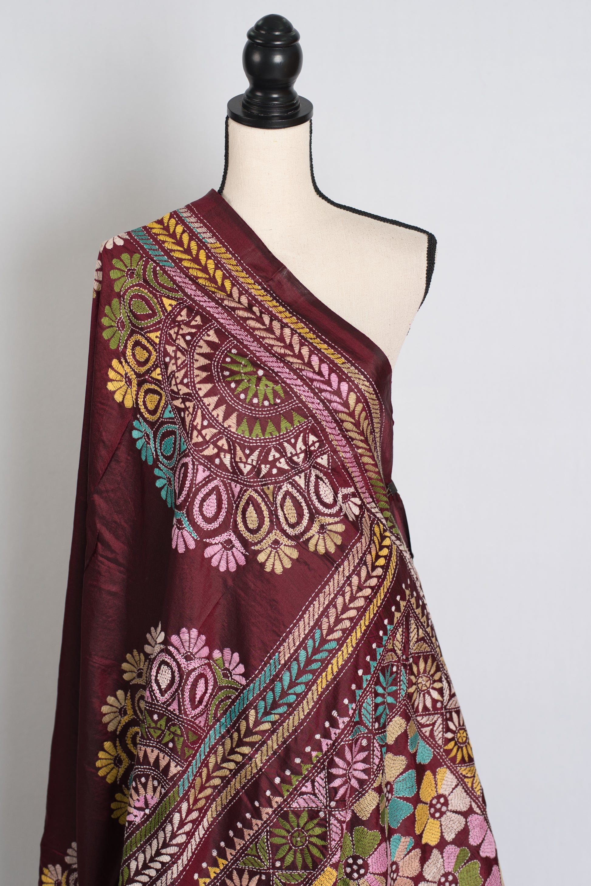 Bandana : Maroon Silk Mark Certified Hand Embroidery Kantha Stitch Saree image 2