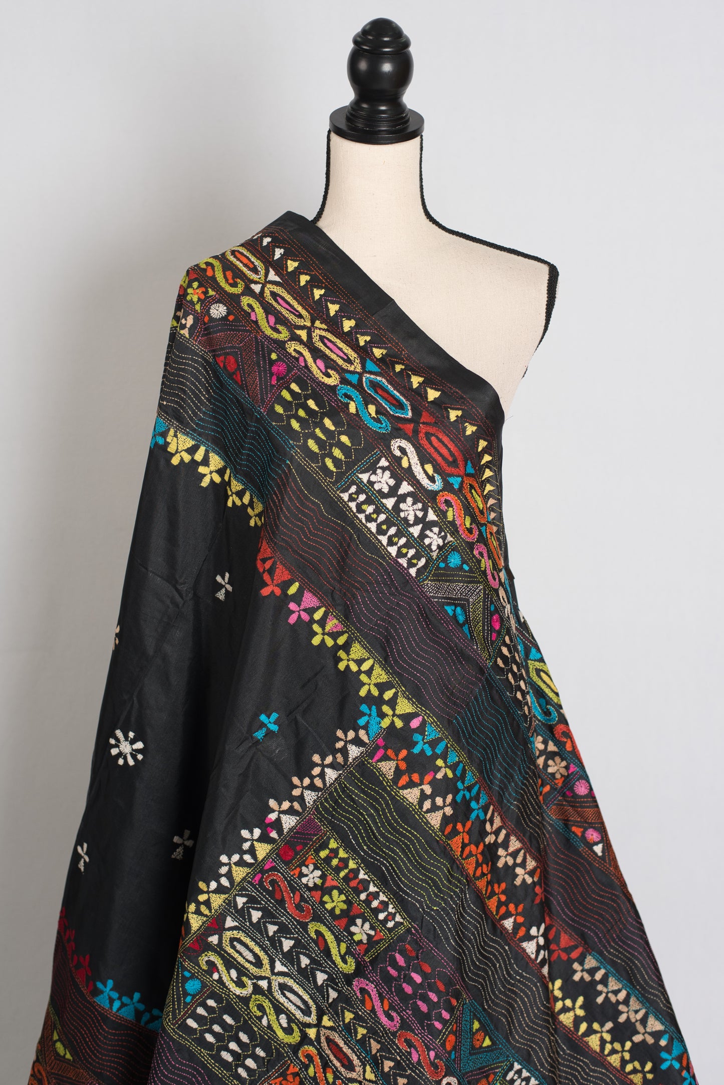 Bidisha : Black Blended Silk Saree with Lambani Hand Embroidery image 3