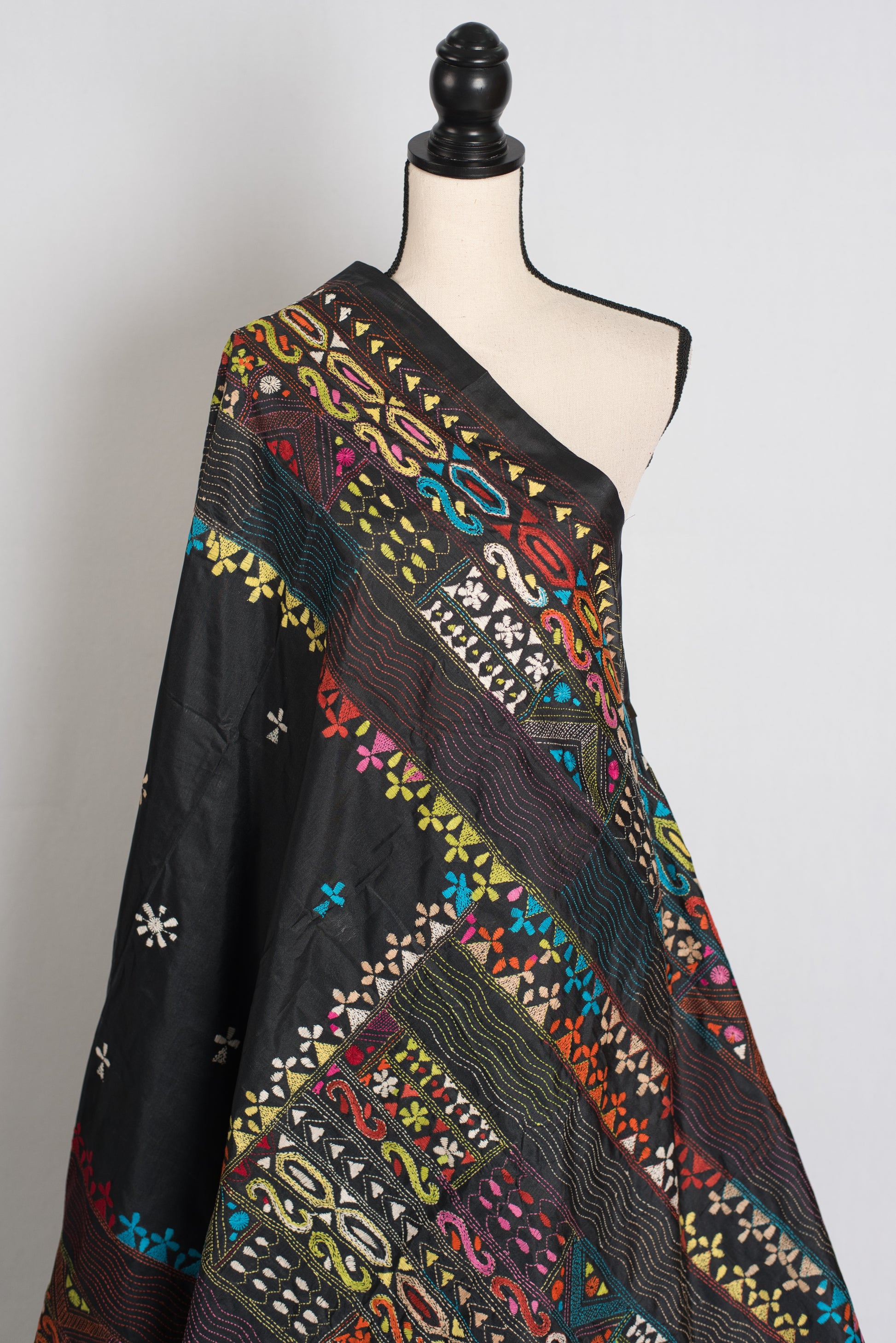 Bidisha : Black Blended Silk Saree with Lambani Hand Embroidery image 3