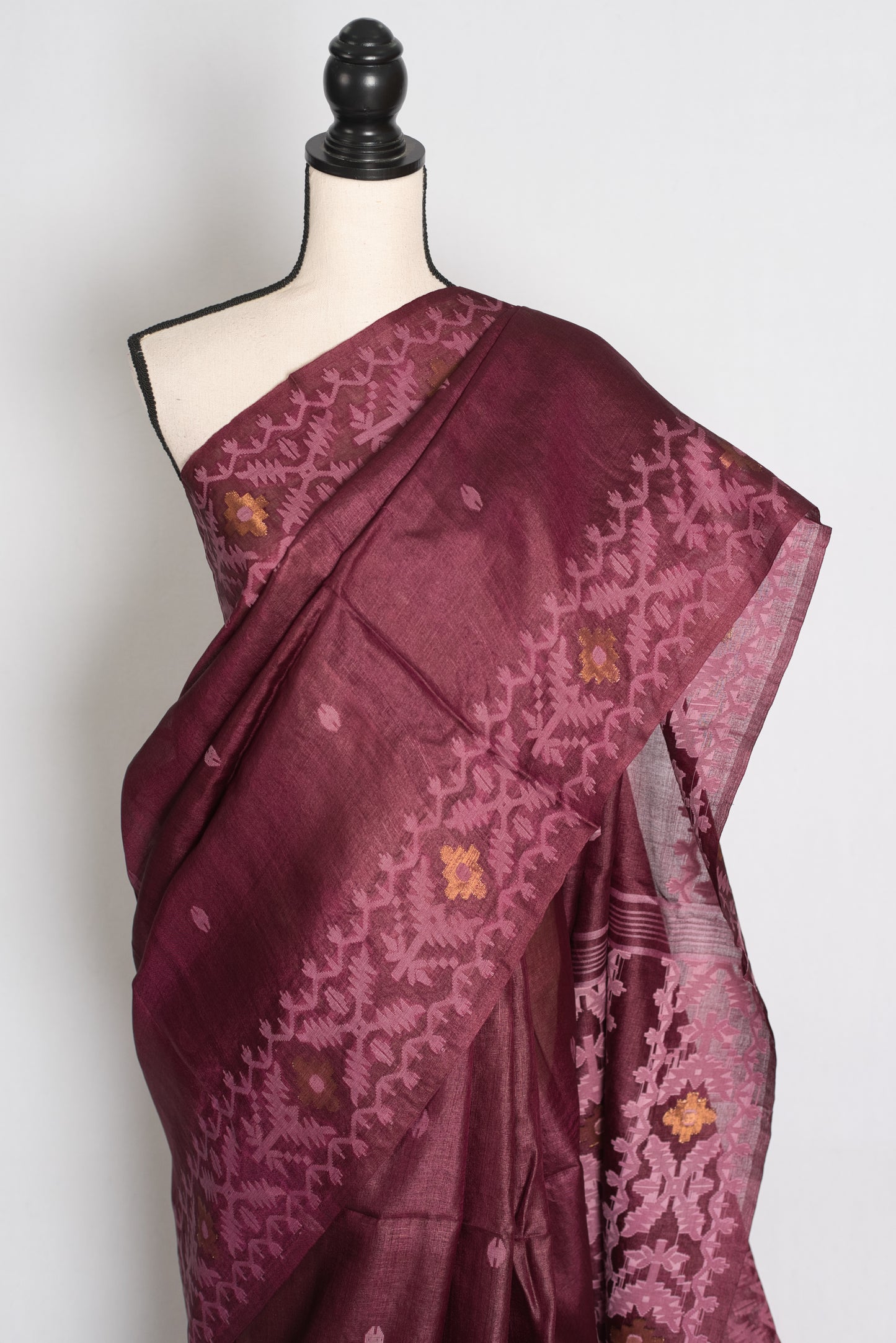 Ila : Burgundy Bengal Tussar Jamdani Silk Saree | Silk Mark Certified image 5
