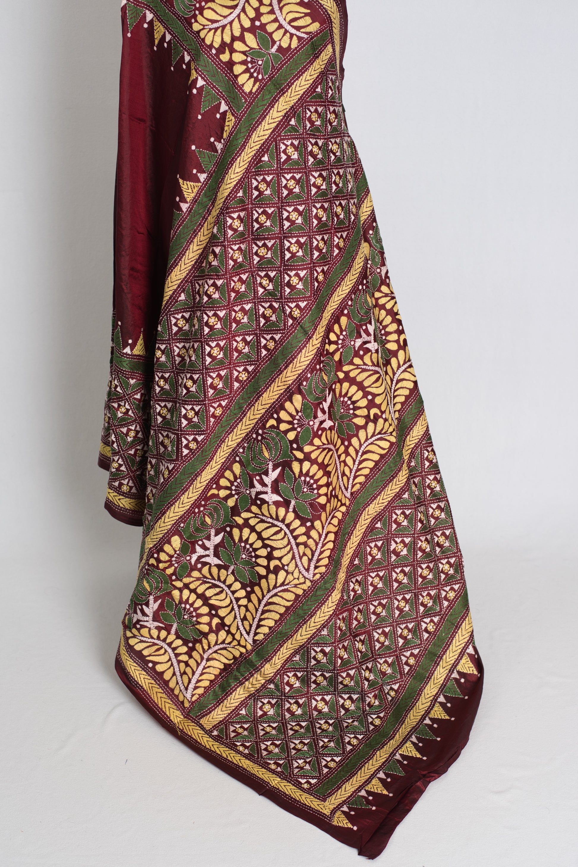 Bina : Dark Red Silk Mark Certified Hand Embroidery Kantha Stitch Saree image 3