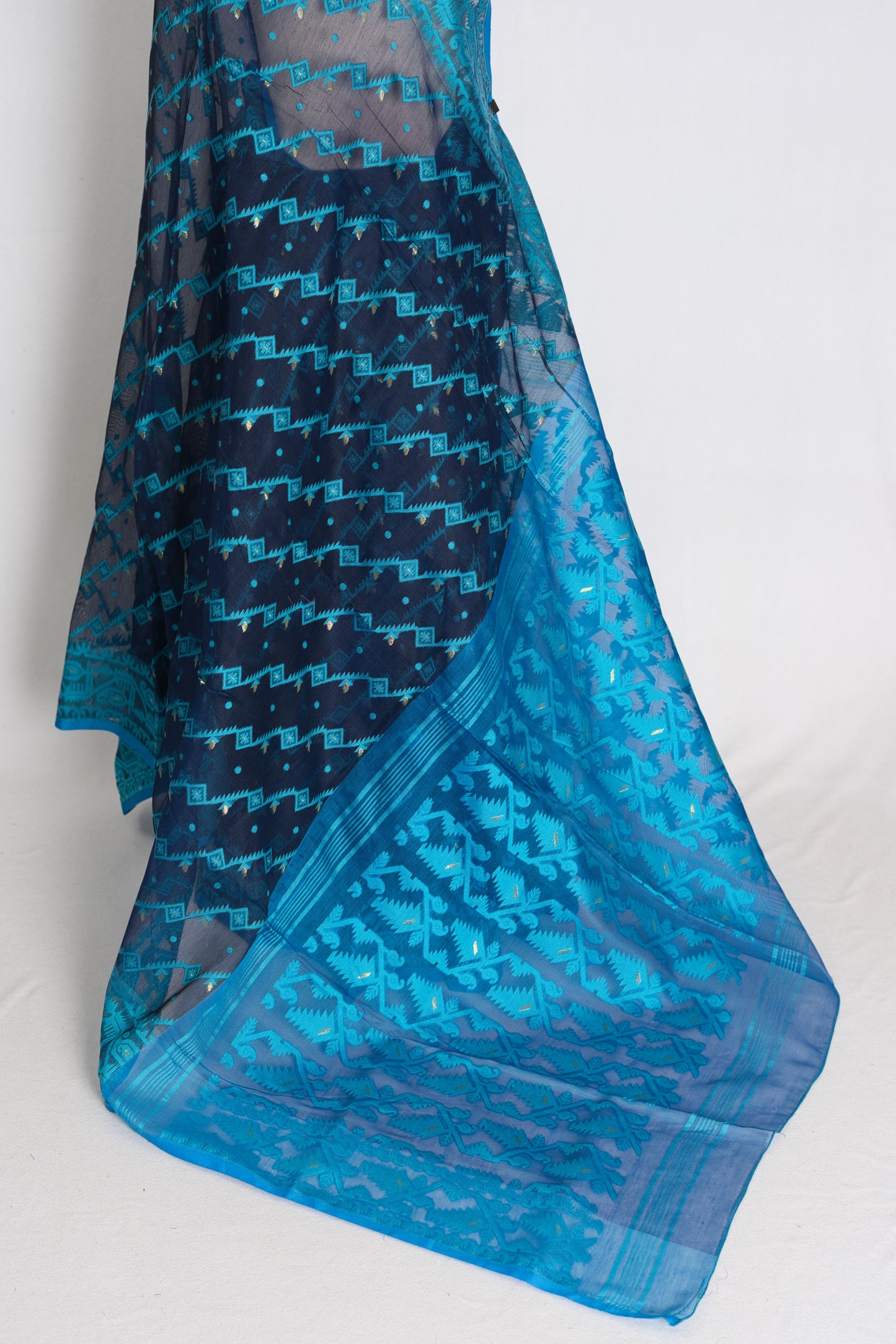 Neelam : Navy Blue and Turquoise Soft Blended Cotton Jamdani Saree image 3