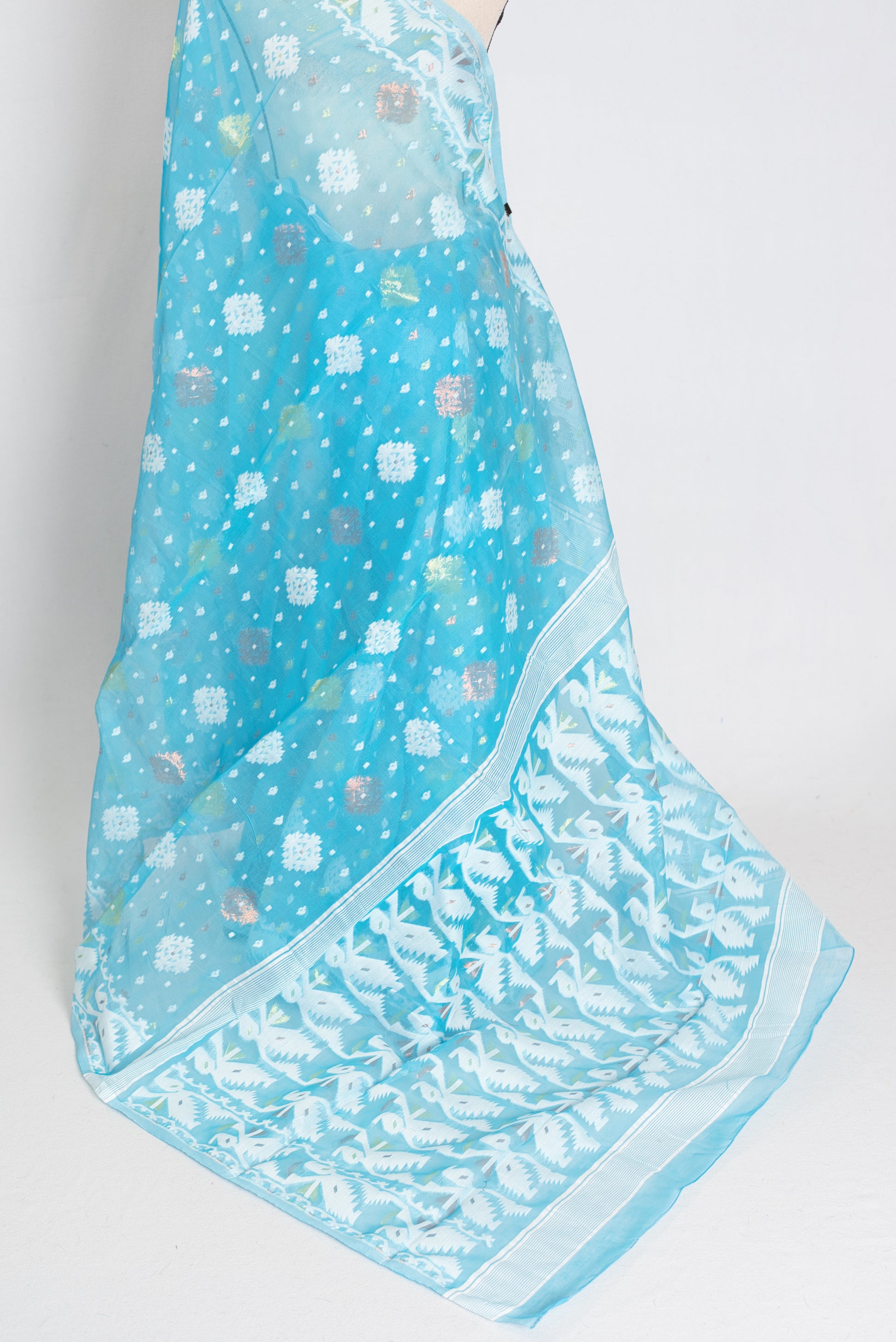 Nila : Sky Blue and White Blended Soft Cotton Jamdani Bengali Saree image 4