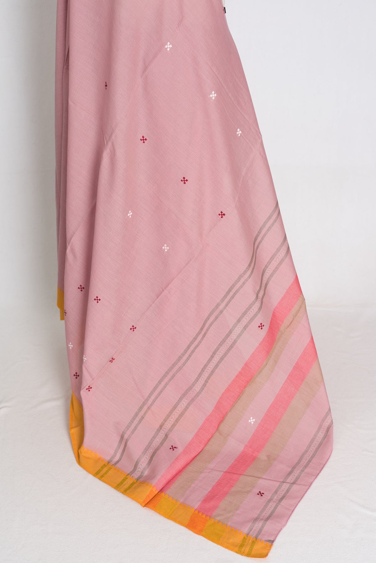 Dusty Pink Dhaniakhali saree — border detail