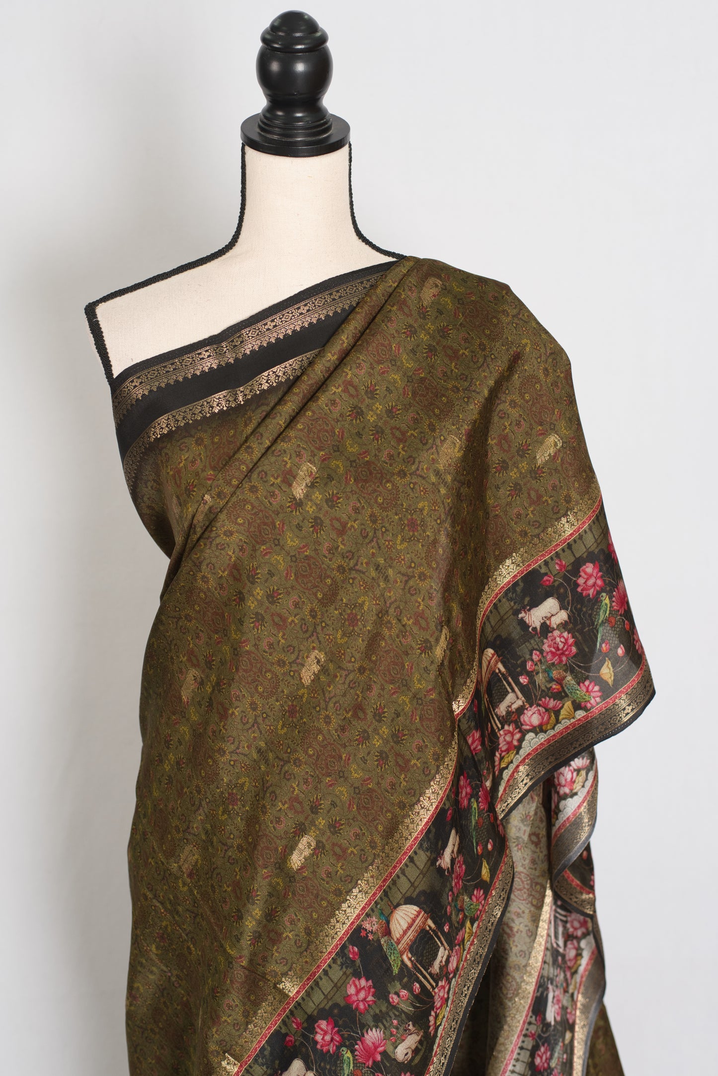 Dilshad | Henna Green Dola Silk Banarasi Saree | Perfect for Mehendi Ceremony image 6
