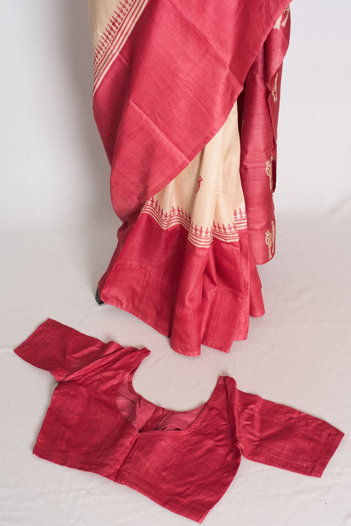 Mahi : Cream and Pink Bird Block Printed Tussar Silk Saree with 38 Size Blouse image 2