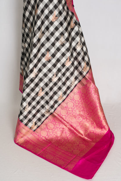 Priyanka :Black and White Checks Katan Silk Banarasi Saree | Silk Mark Certified image 4