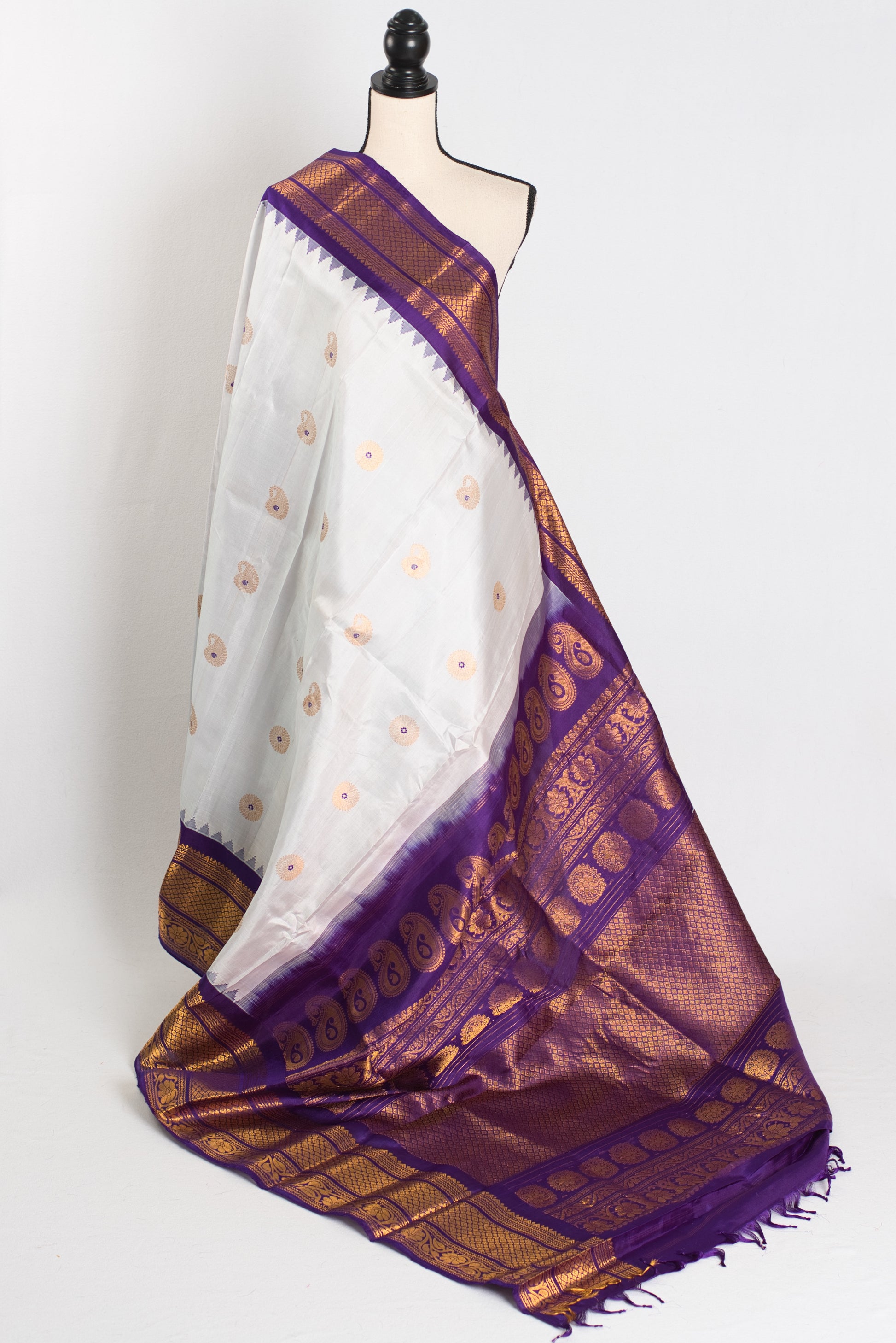 Bimala : Wide Border Kanji Gadwal Silk Saree in Pale Mauve and Purple image 1