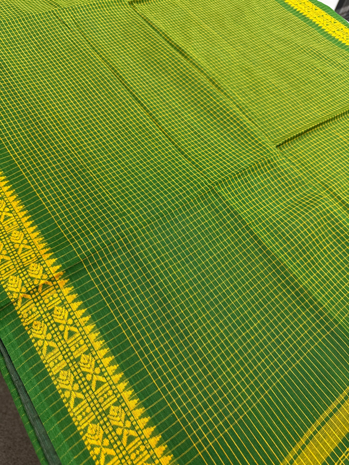 Gayetri : Green and Yellow Micro Checks Soft Cotton Dhaniakhali Saree image 2