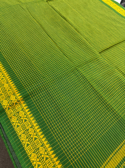 Gayetri : Green and Yellow Micro Checks Soft Cotton Dhaniakhali Saree image 2