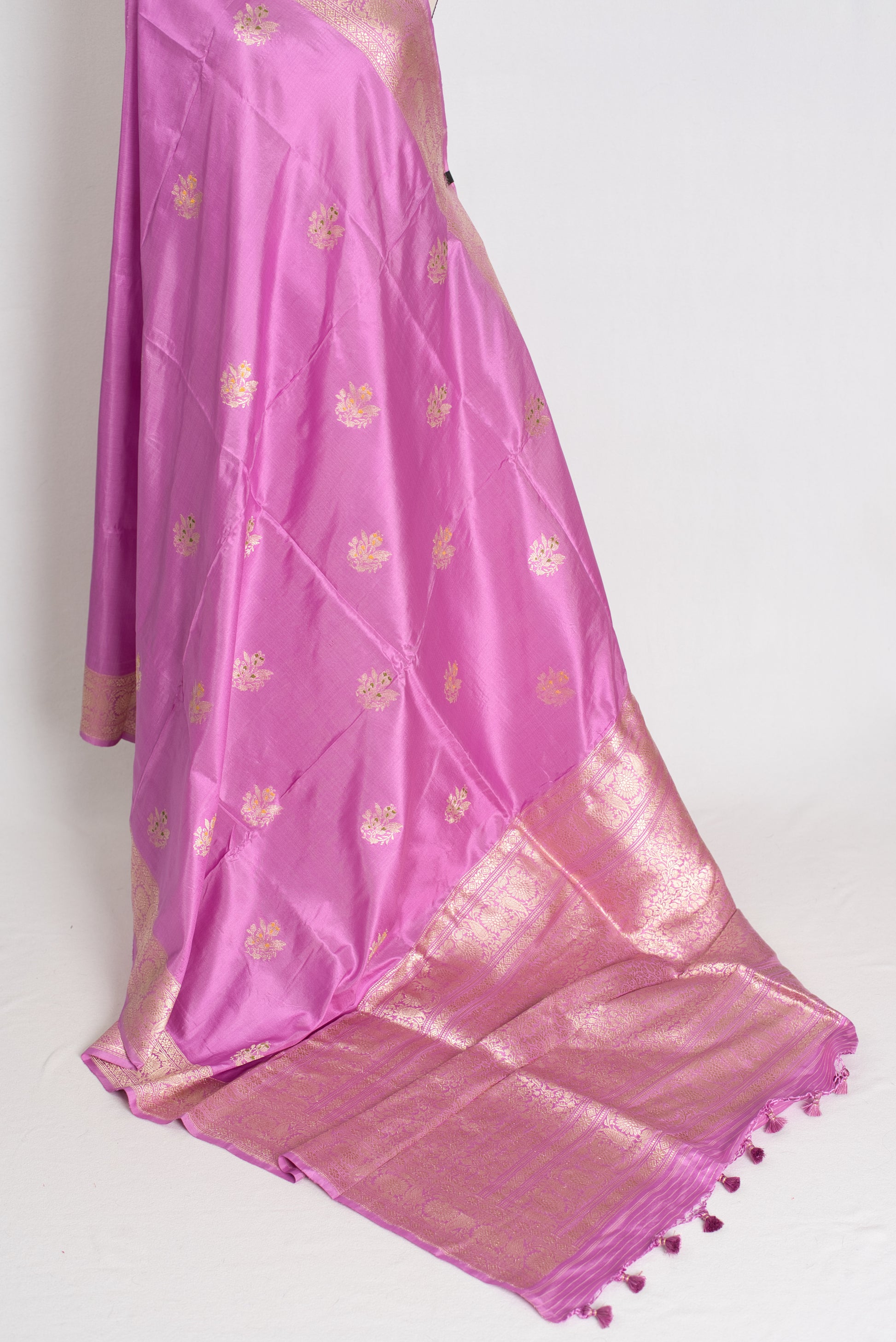 Shukti : Lavender and Gold Minakari Banarasi Kadwa Silk Saree image 3
