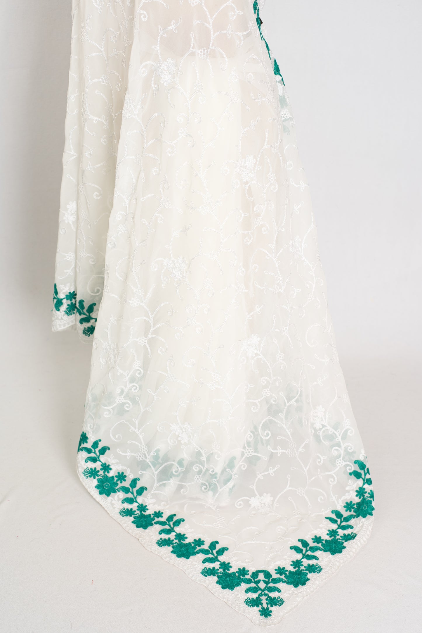 Afrin : Georgette Embroidery Designer Saree in Off White and Green image 4