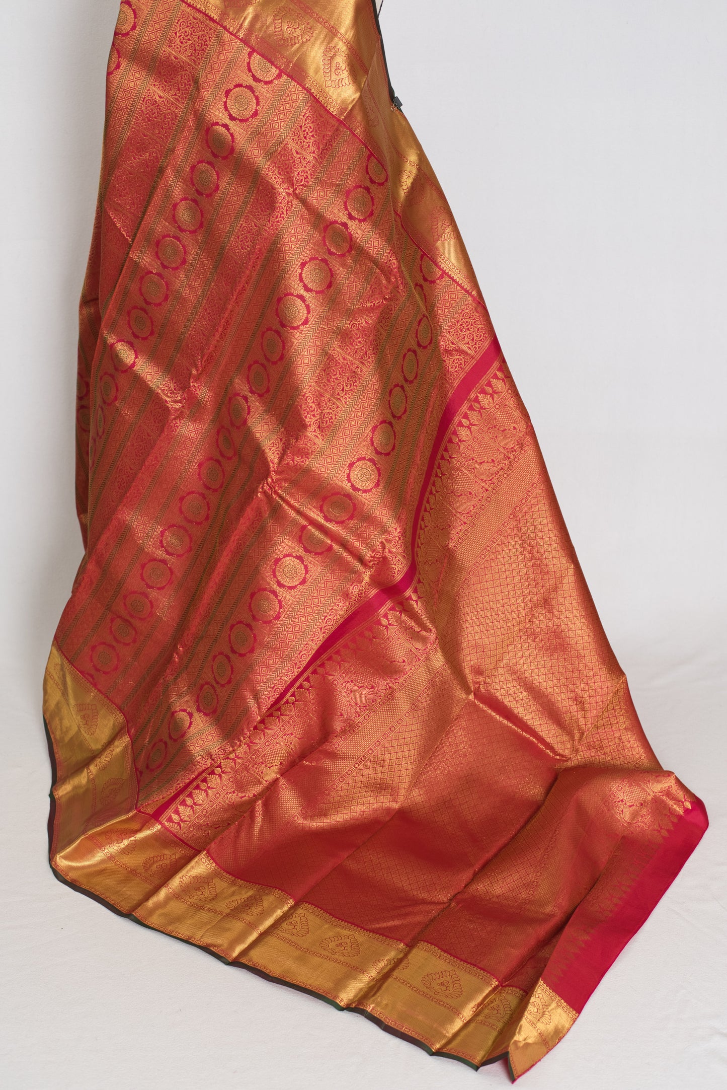 Kalyani : Dark Pink & Gold Bridal Kanjivaram Brocade Saree (Silk Mark Certified) image 4