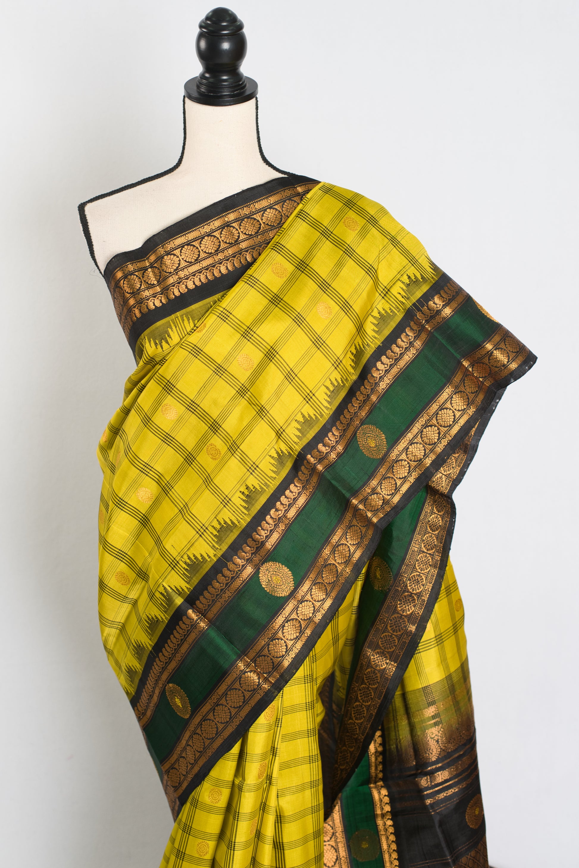 Brinda : Exclusive Checks Kanji Gadwal Silk Saree in Pineapple Green and Black image 6