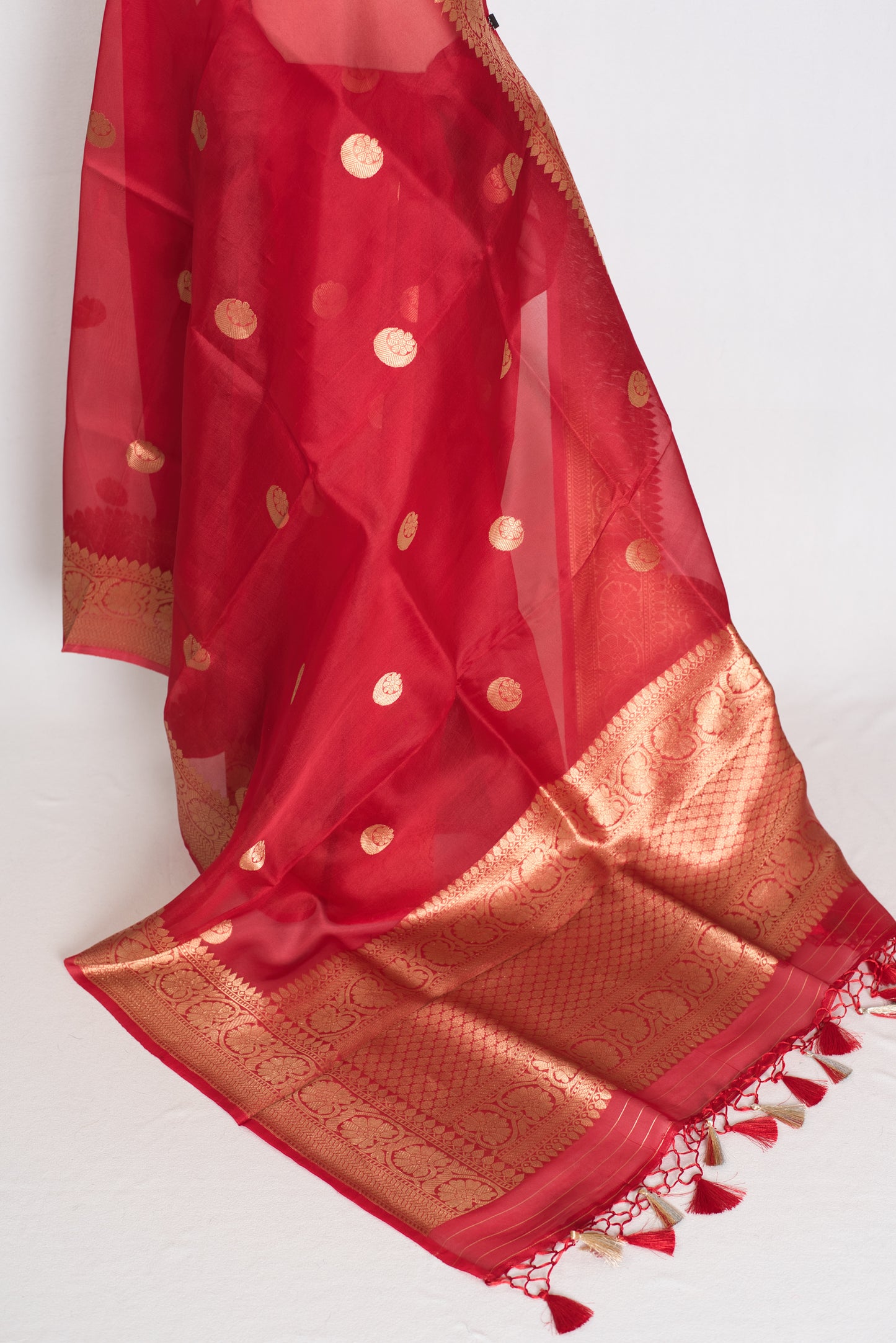 Ishq : Red and Gold Kora Organza Banarasi Saree with Stitched Blouse (Size 36) image 3