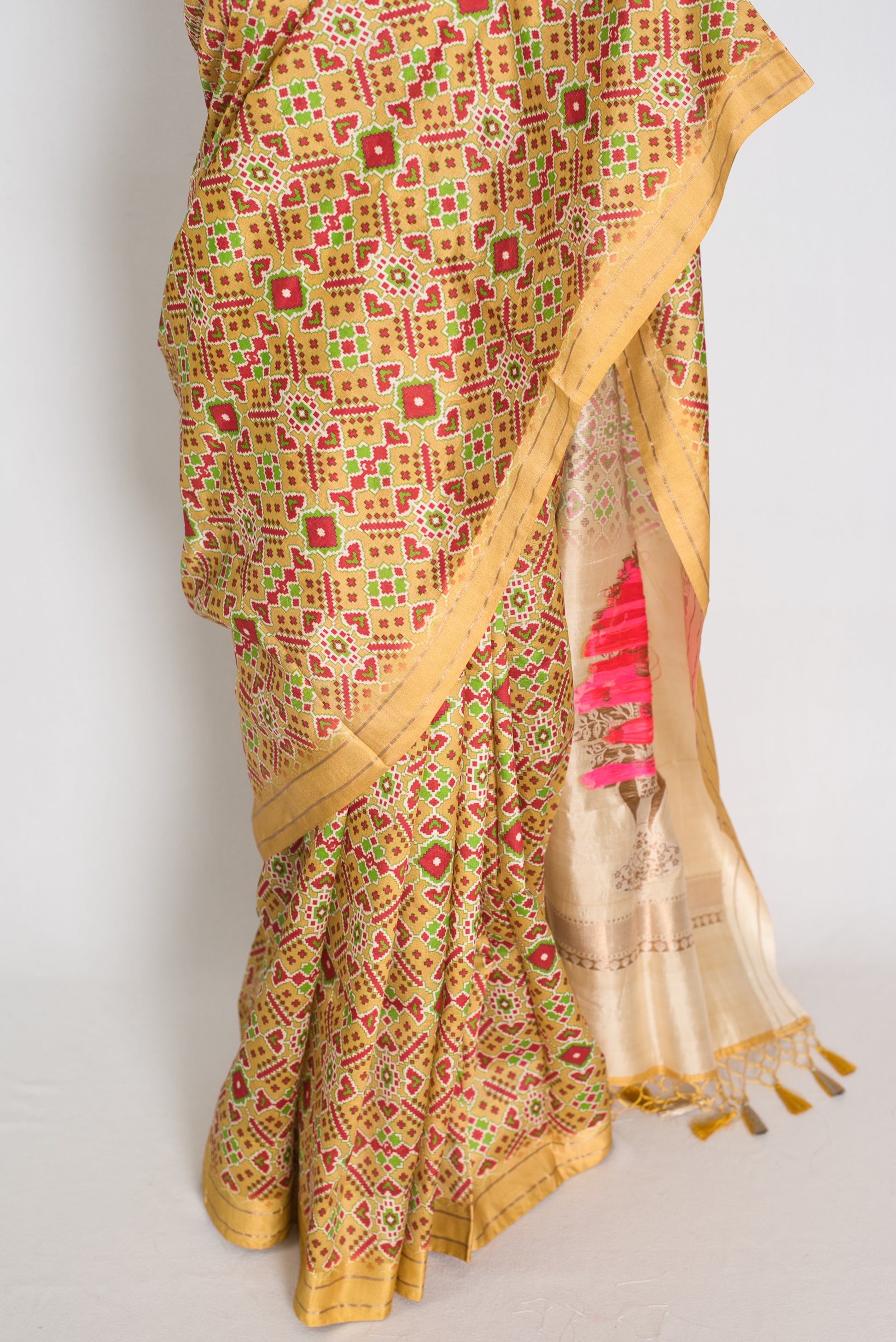 Naheed : Yellow and Gold Contemporary Ikkat Print Banarasi Katan Silk Saree image 5