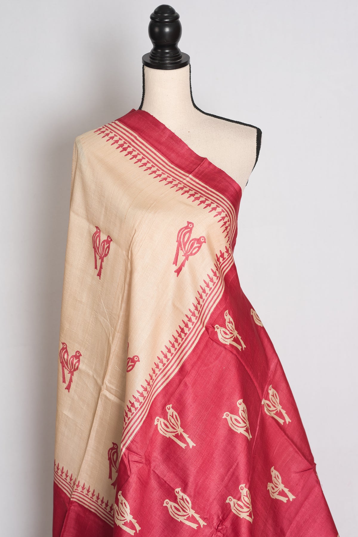Mahi : Cream and Pink Bird Block Printed Tussar Silk Saree with 38 Size Blouse image 5