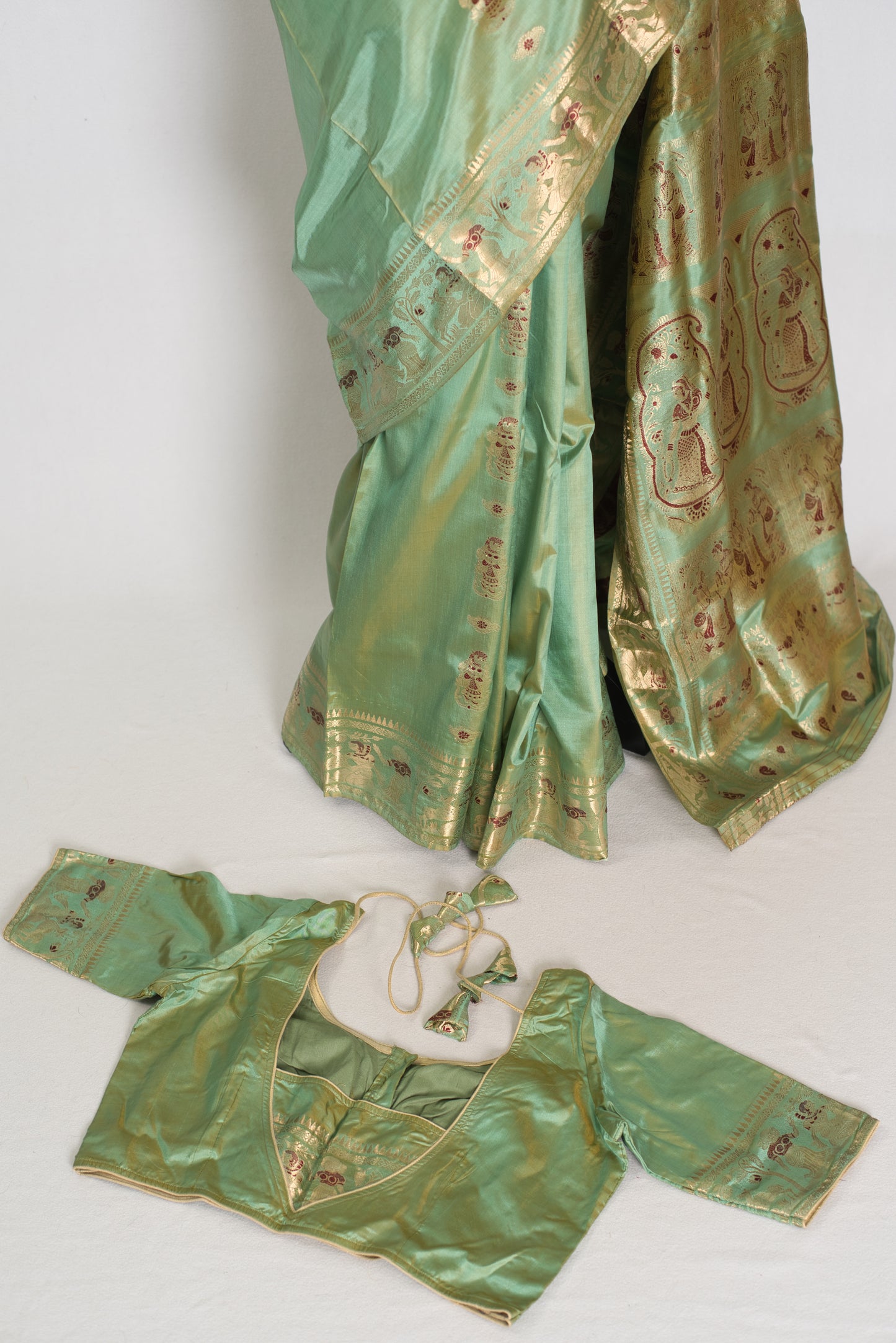 Vibha | Pastel Sea Green Handwoven Minakari Swarnachari Saree | 40 Size Blouse image 2
