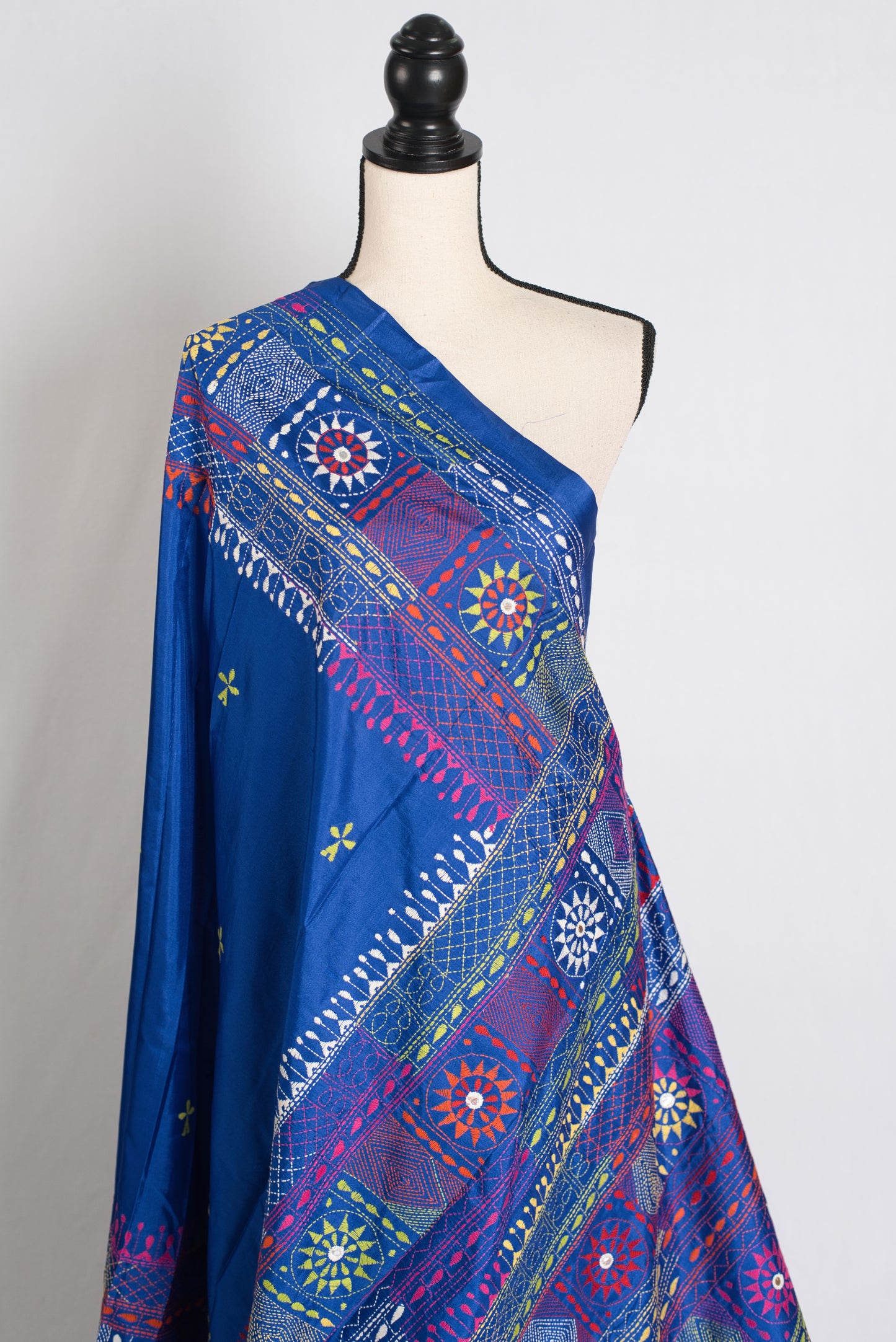 Savitri : Blue Blended Silk Saree with Hand Embroidery Lambani Work image 4
