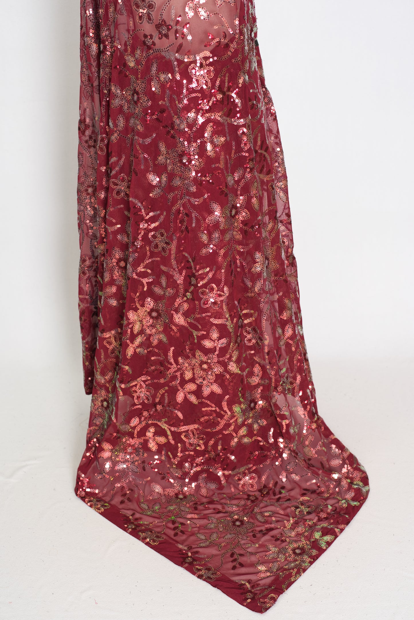 Preeti | Brownish Maroon Sequin Saree | Luxury Partywear & Graduation Collection image 3