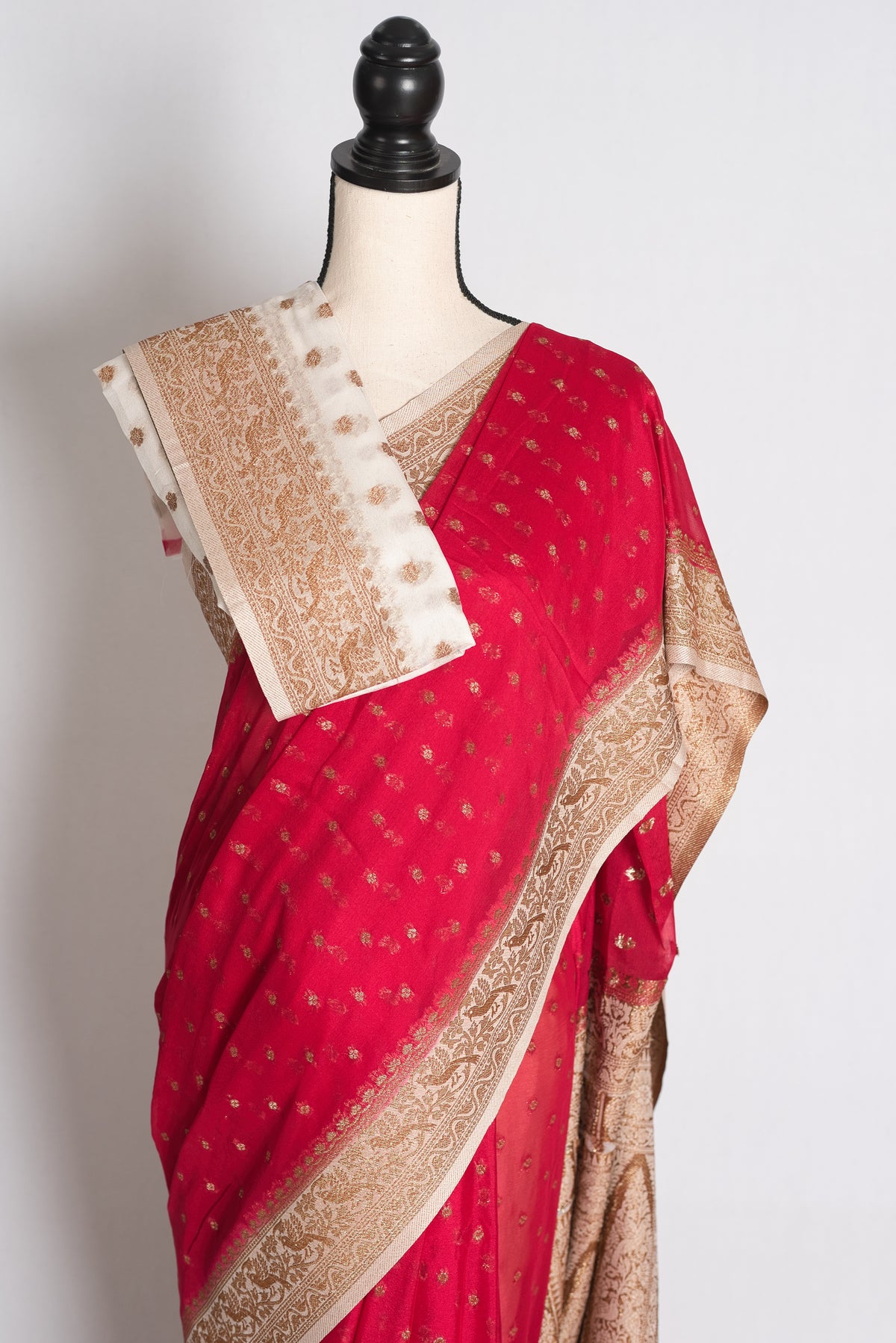 Rani: Dark Pink and Off-White Semi Georgette Banarasi Saree image 2