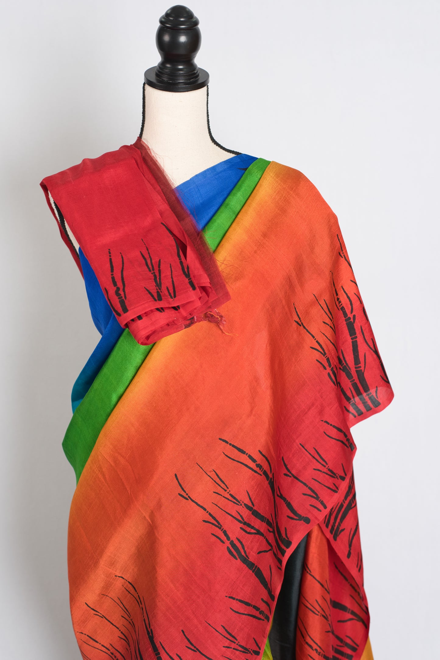 Isha : Exclusive Hand Block Printed Bishnupur Silk Saree image 2