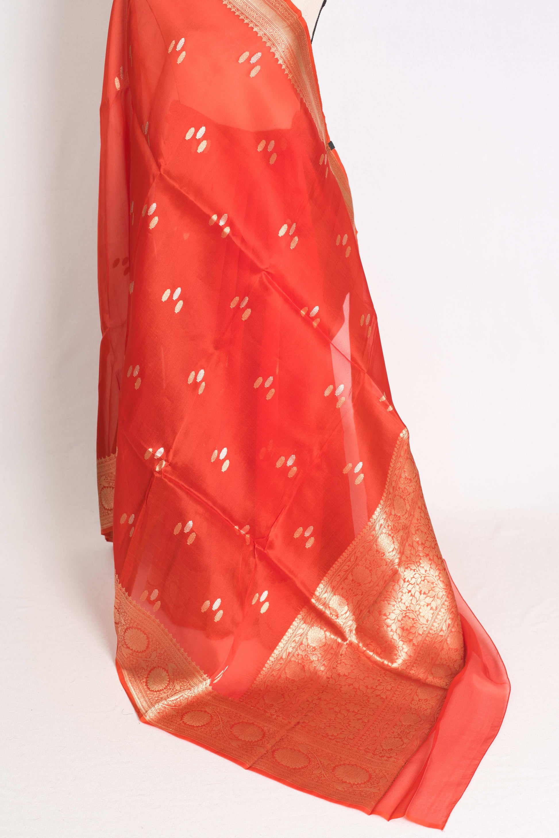 Ila : Silk Mark Certified Reddish Orange Organza Banarasi Saree with Golden Zari image 4