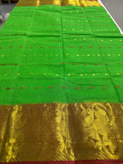 Parrot Green and Red Tant saree — drape view