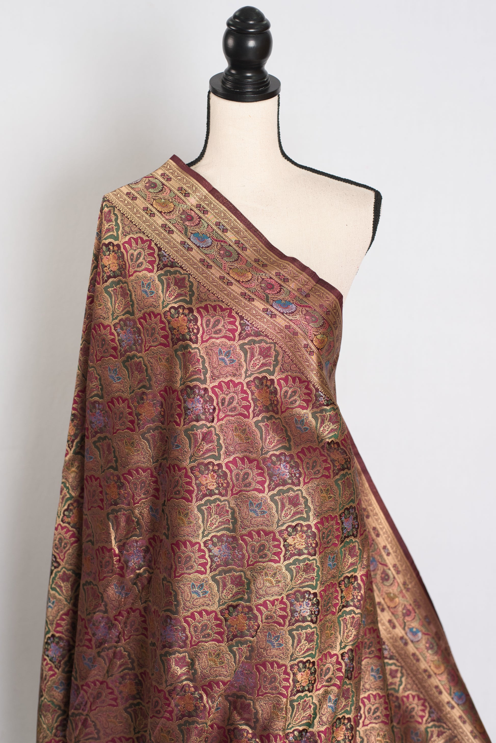 Nargis : Brown and Gold Semi Mashru Silk Pashmina Banarasi Saree image 4