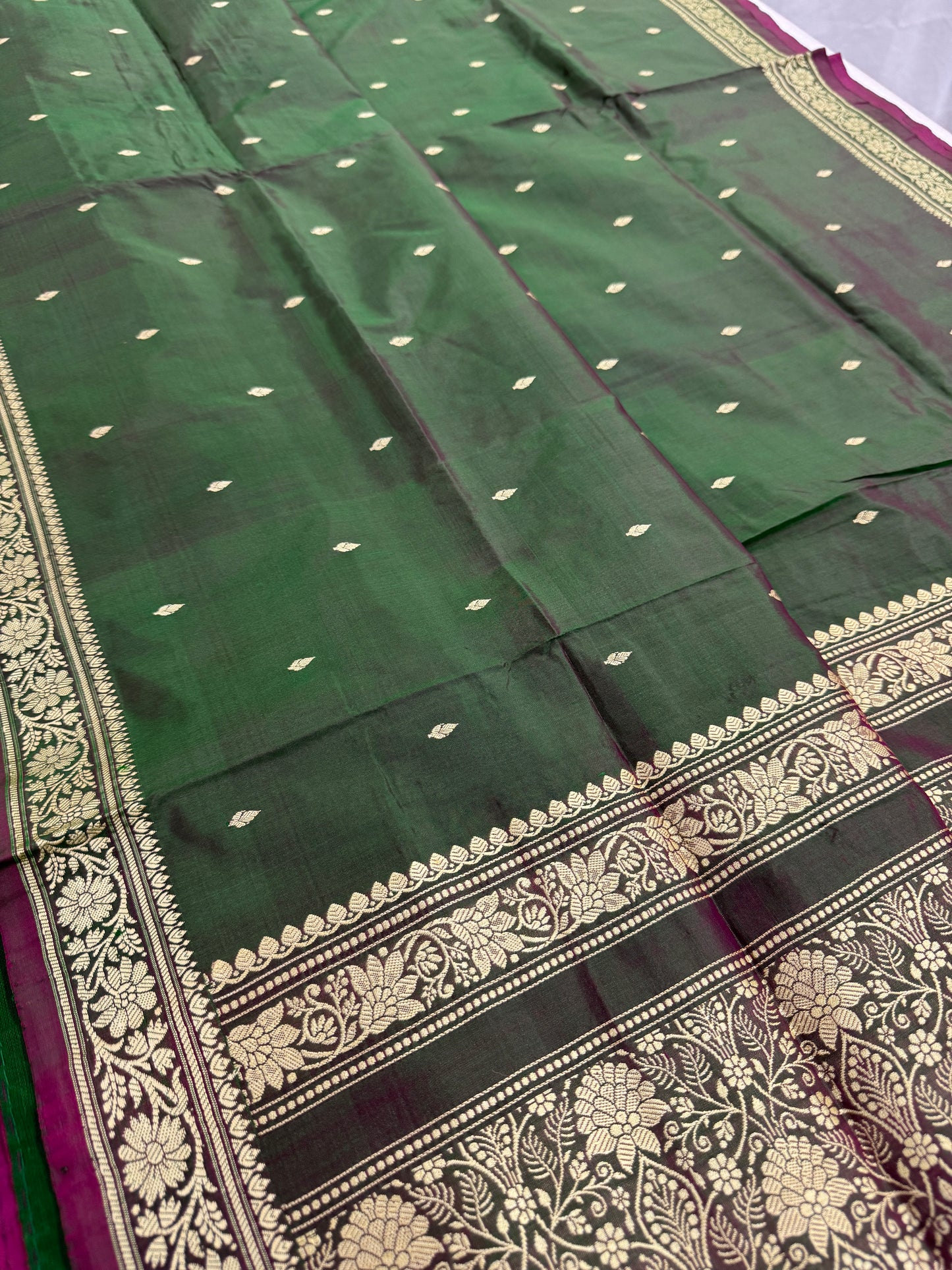 Mehendi Muse : Silk Mark Certified Lightweight Banarasi Saree image 6
