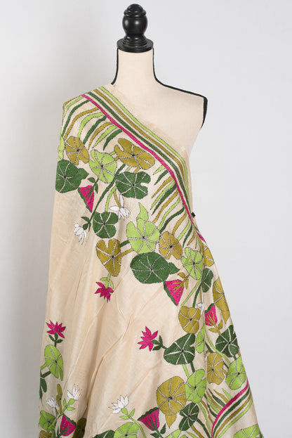 Mitra: Hand Embroidery Kantha Stitch Pure Gachi Tussar Silk Saree image 4