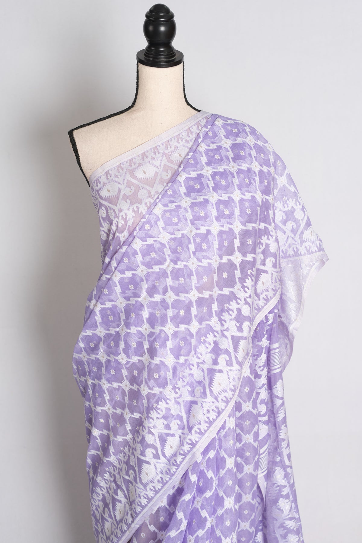 Light Purple and White Jamdani saree — drape view