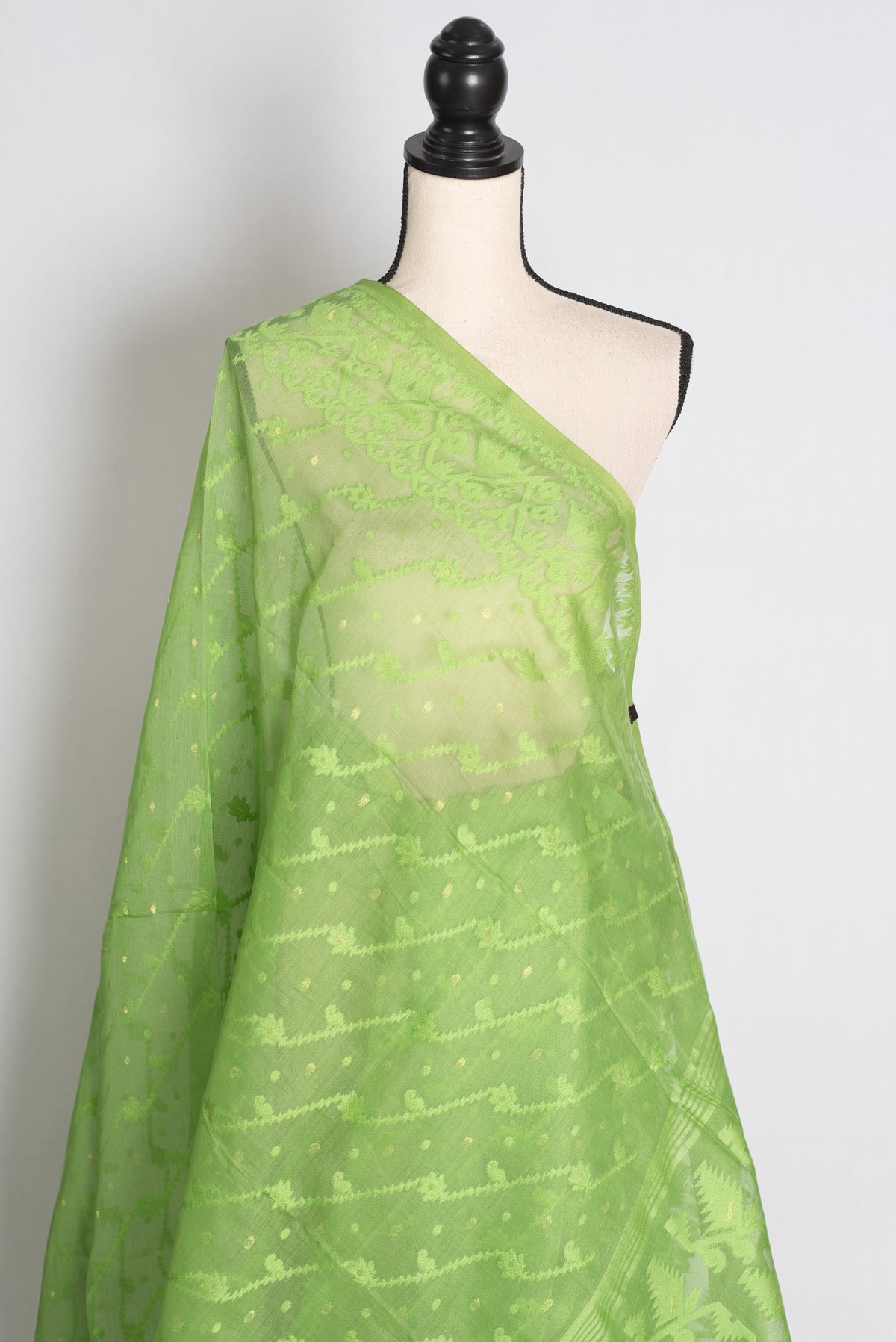 Fresh Light Green Jamdani saree — detail view